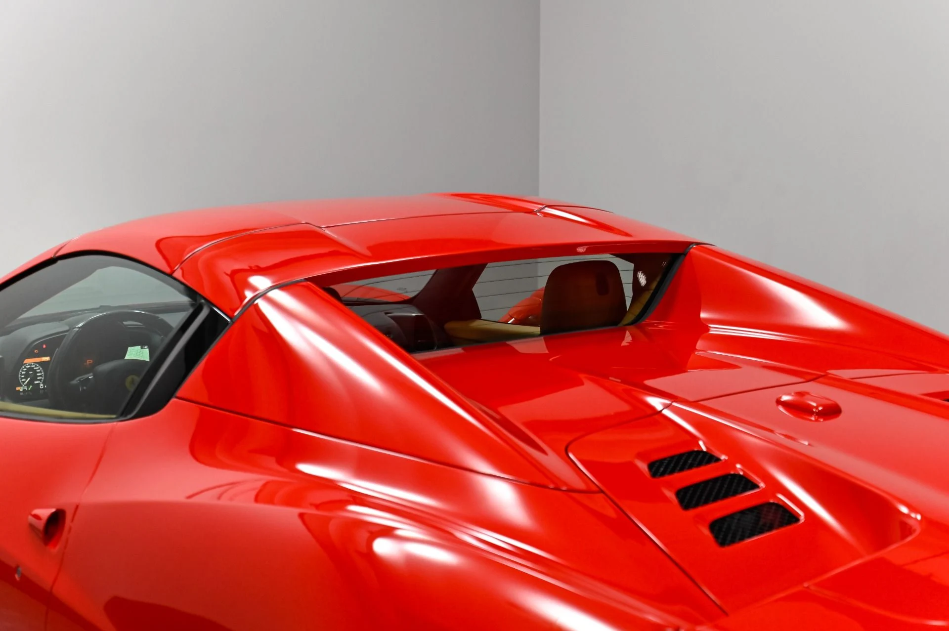 mph019_2877619535_Used_2013_Ferrari_458_Spider_1788114658_47ff20a1da