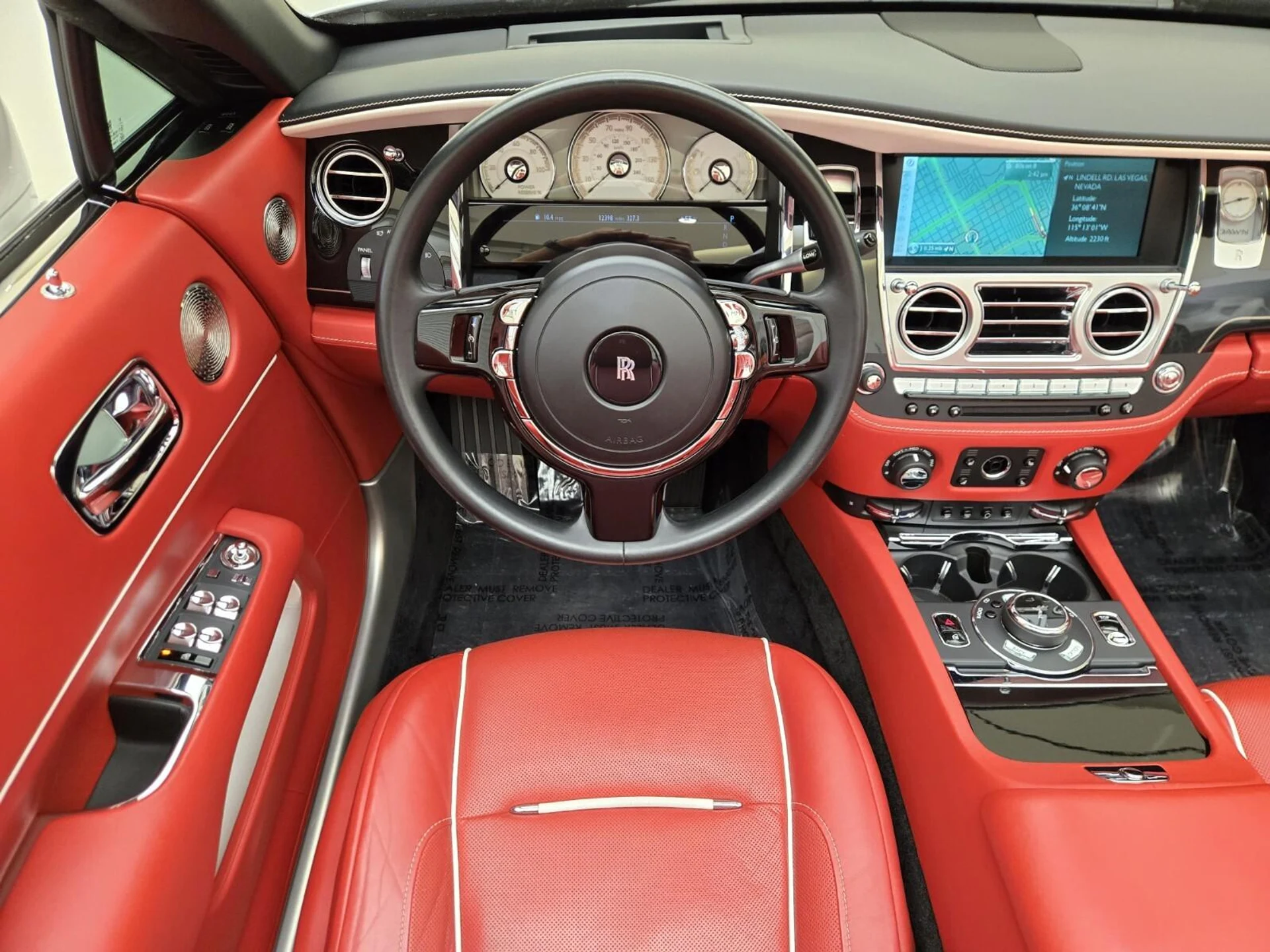 mph019_2878003772_Used_2017_Rolls_Royce_Dawn_1765004113_cec7422289