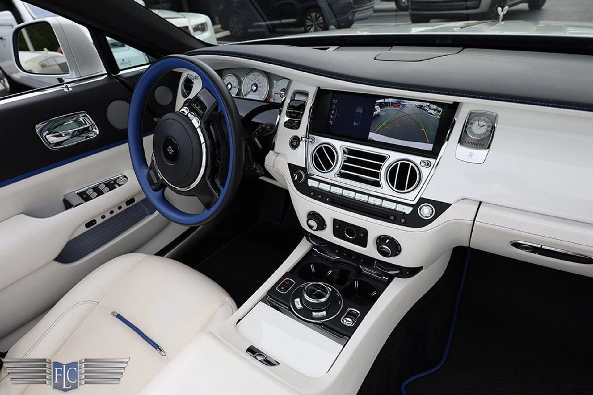 mph019_2880337183_used_2018_rolls_royce_dawn_convertible_6305_22879158_20_1024_274af93fa7