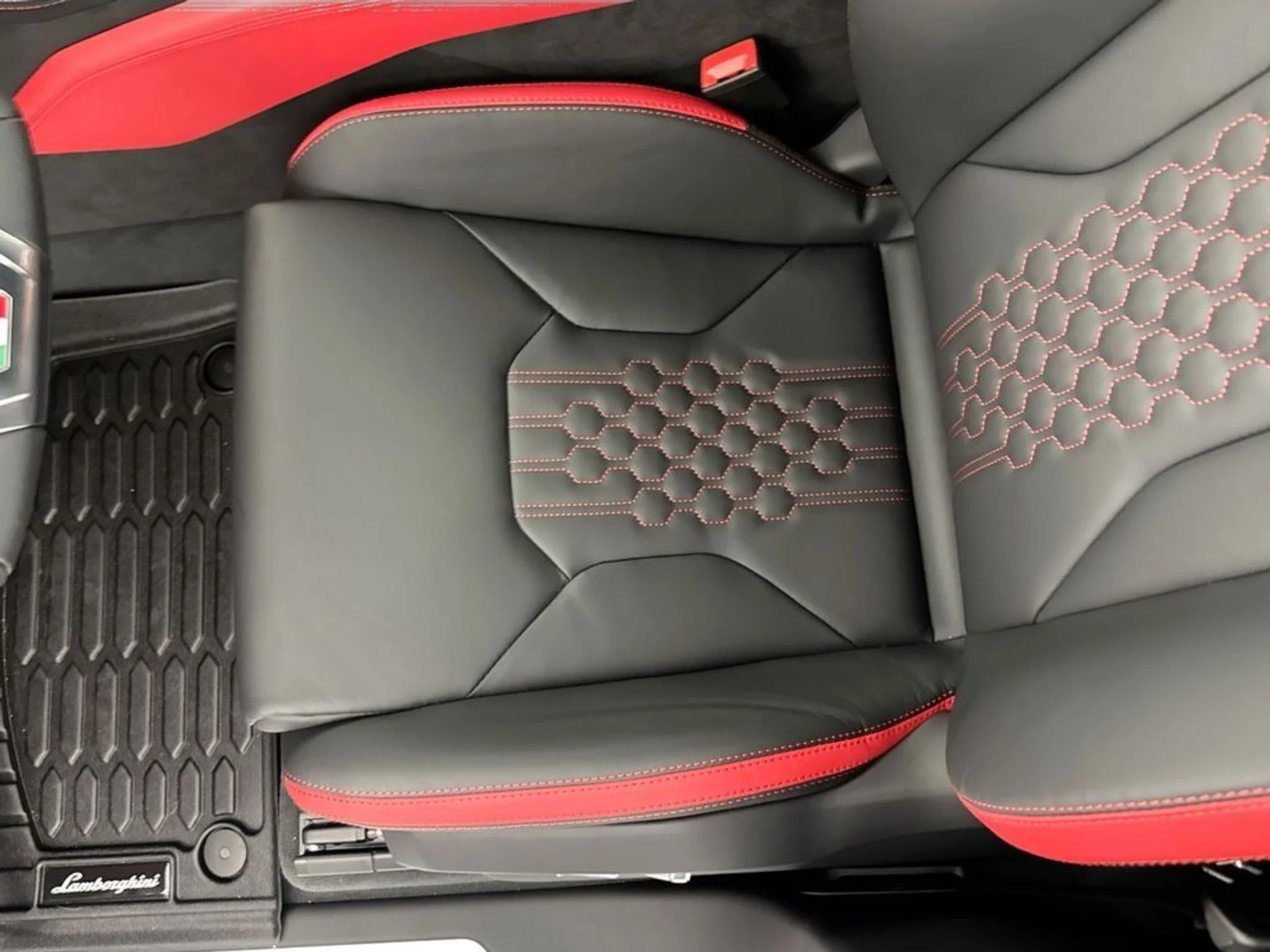 mph019_2903452121_81d6e3b102c92064592d86f909820f76_8234c679d7