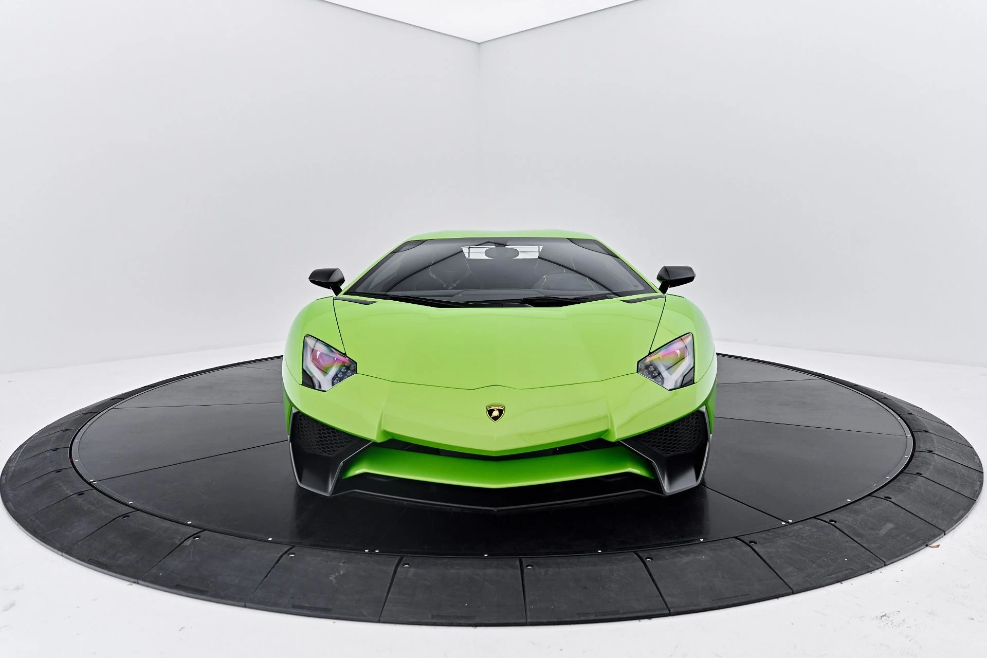 mph019_2909223215_Used_2016_Lamborghini_Aventador_LP_750_4_Super_Veloce_1791227460_da4ee37a41