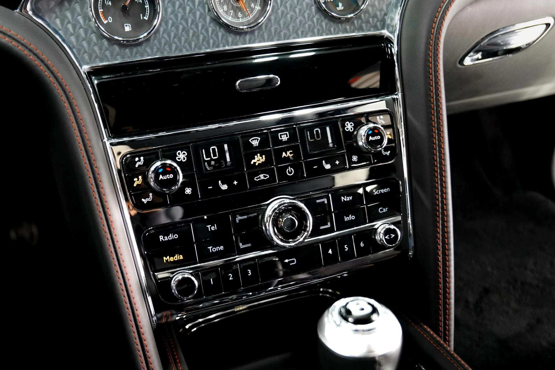 mph019_2910689411_Used_2013_Bentley_Mulsanne_1769559238_d57043f4b2