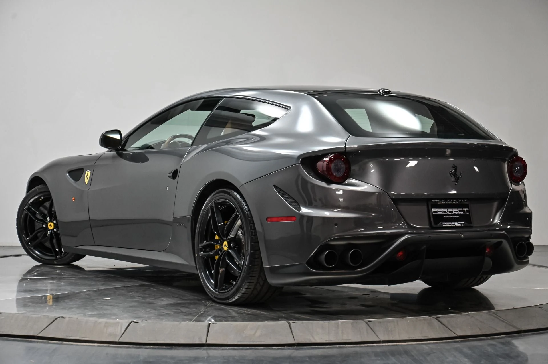 mph019_2916046384_Used_2014_Ferrari_FF_1758753683_c983260342
