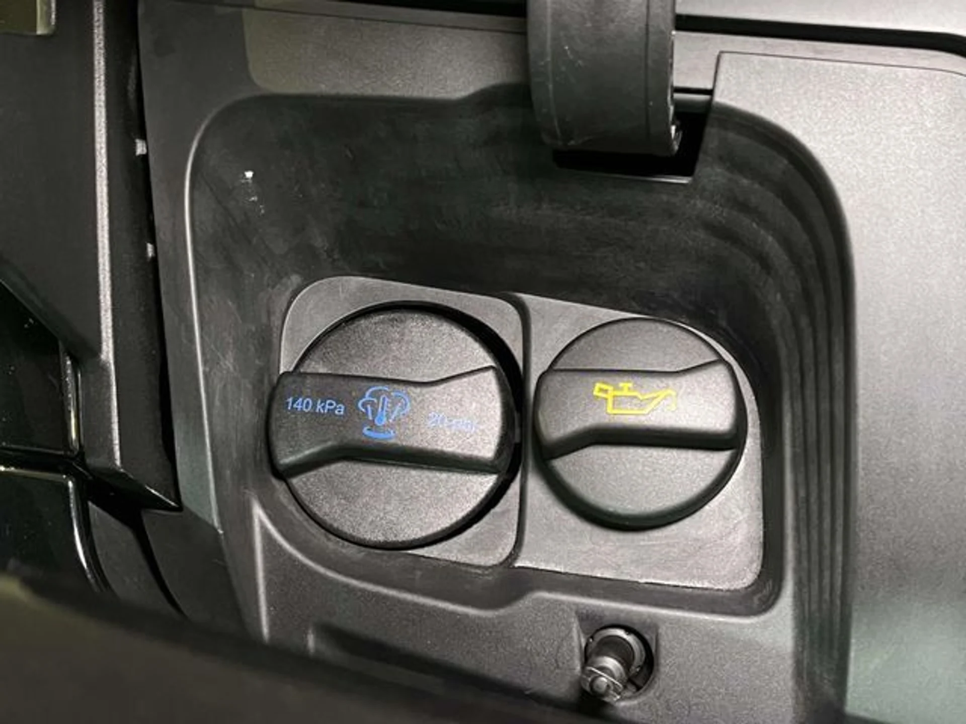 mph019_2918345545_78123aefb26ce9693f4f2ae16870f891x_ebe500e912