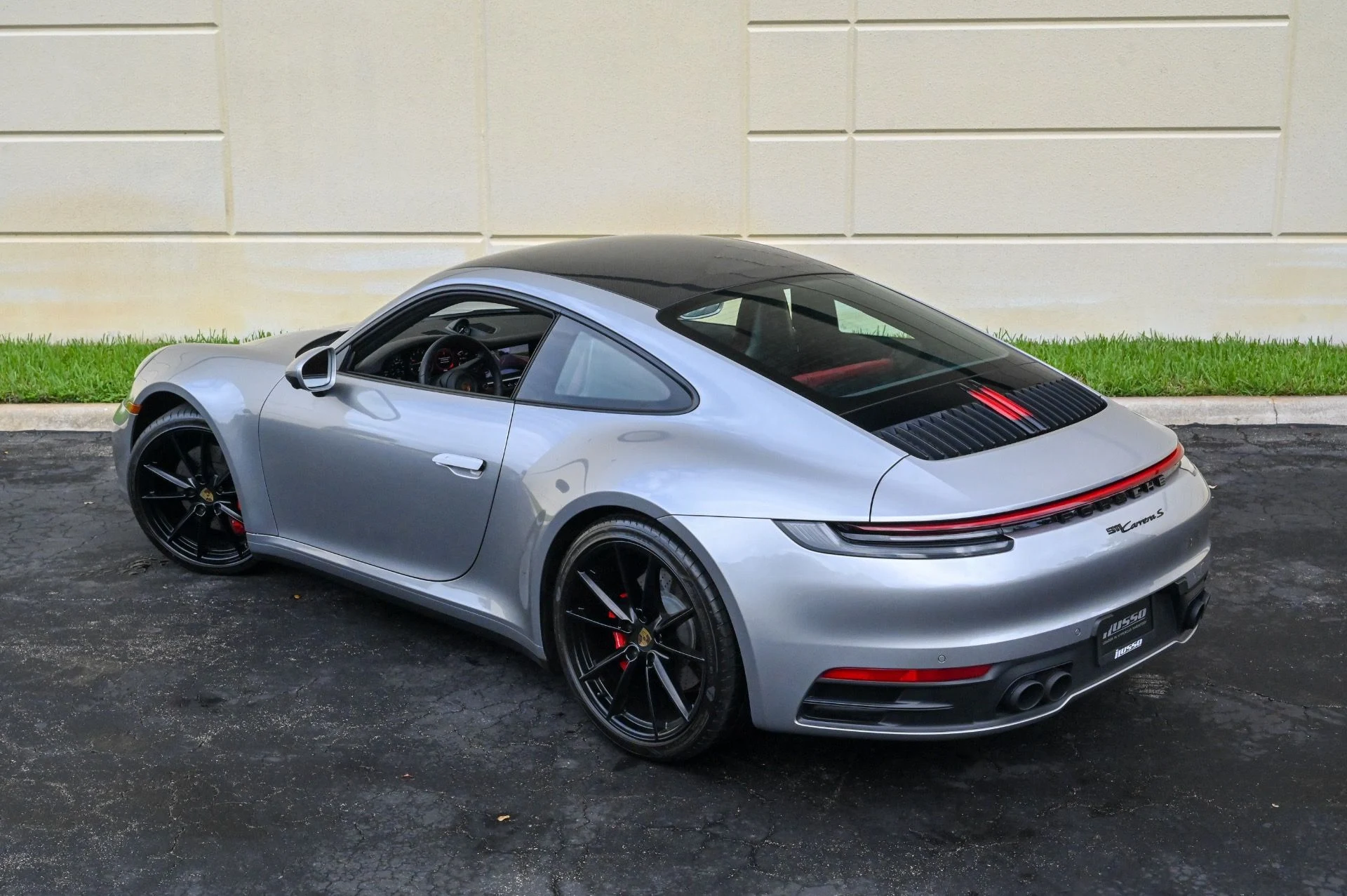 mph019_2921050215_Used_2021_Porsche_911_Carrera_S_1754403890_250d9c784a