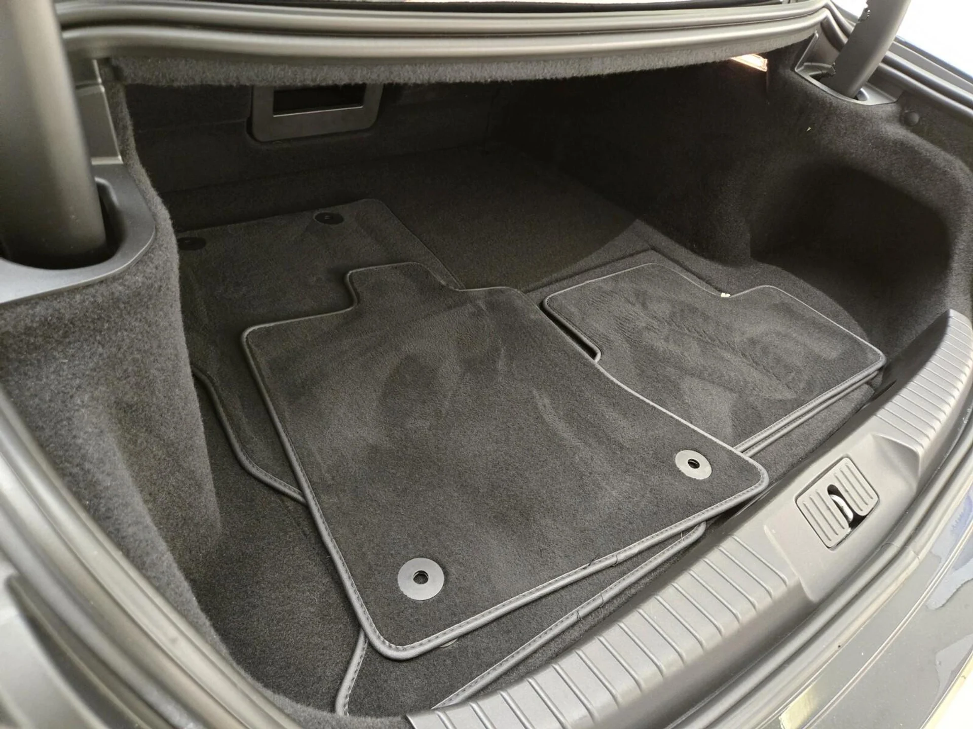 mph019_2924955947_Used_2024_Maserati_Gran_Turismo_Modena_1745664028_eda1f69e4f