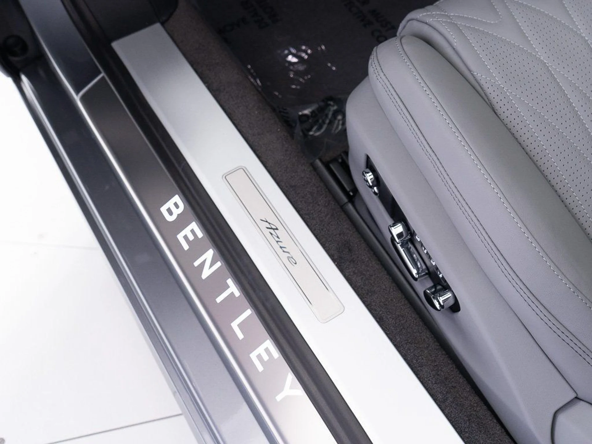 mph019_2928505456_2b70b2593ea23be9533bfc89f834fac3_0f11baa25e