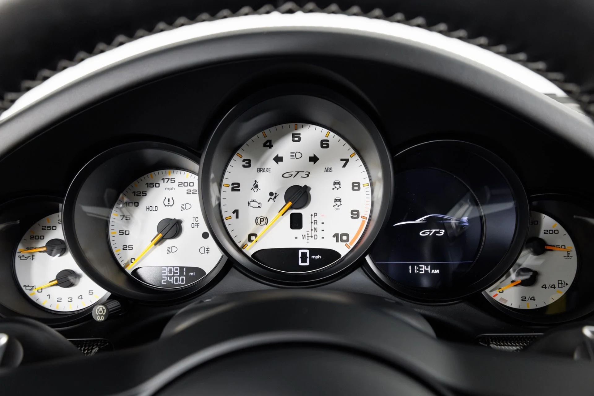 mph019_2932232559_Used_2018_Porsche_911_GT_3_1782944819_3d972c5fd9