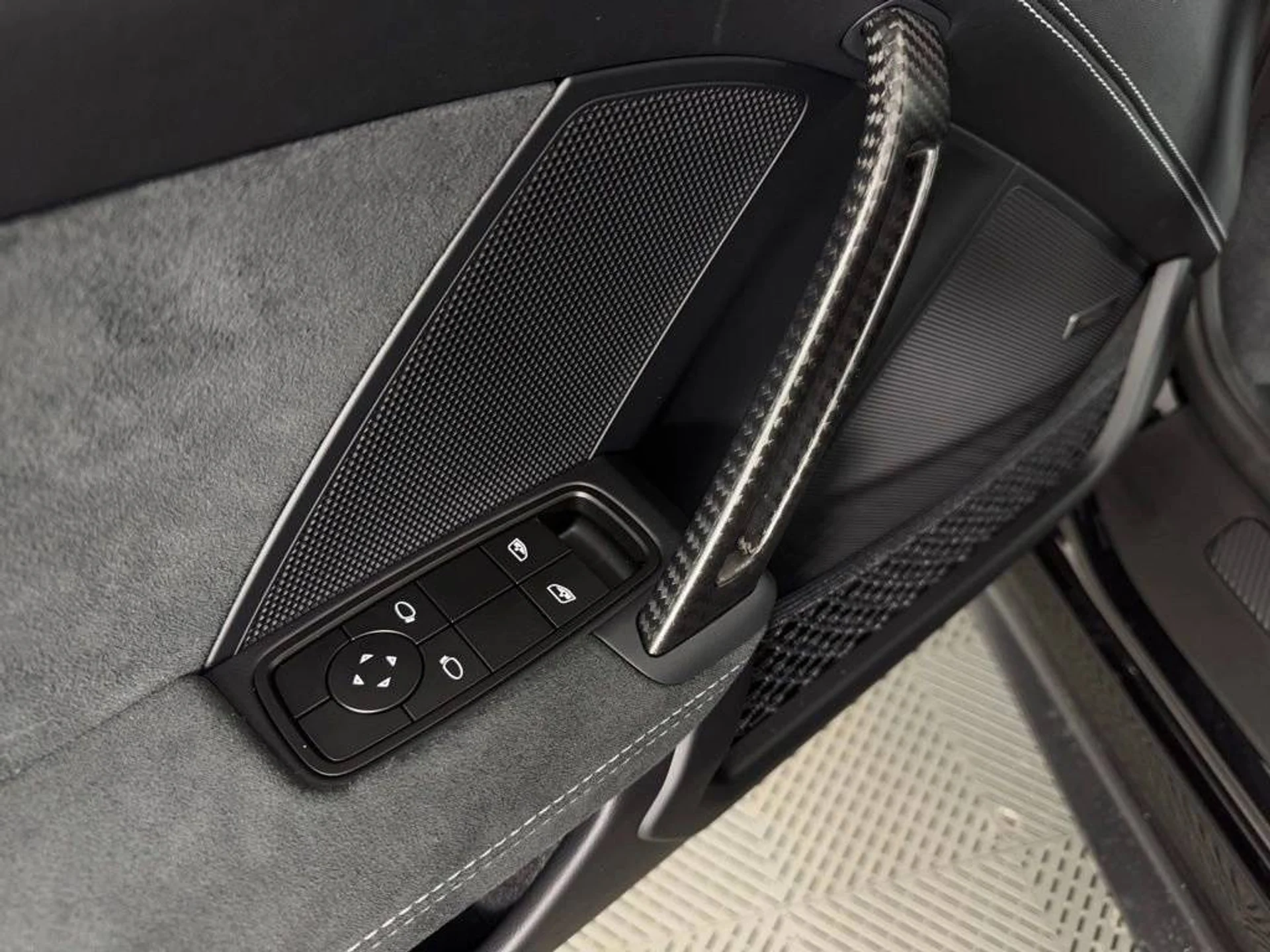 mph019_2935936119_1280_a0783332f9