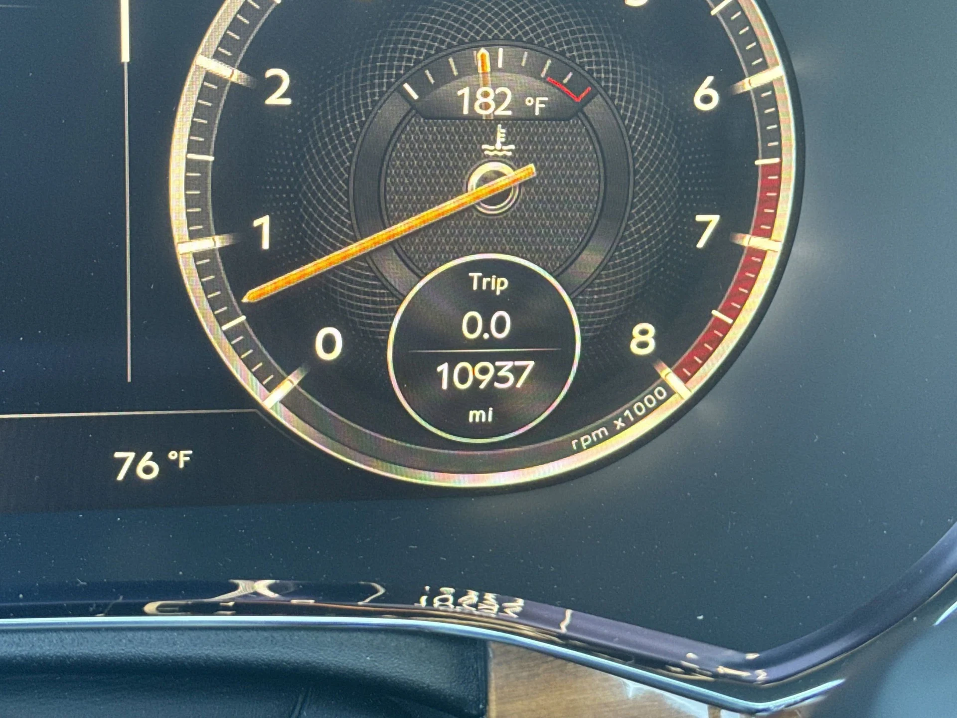 mph019_293641804_cceea250914c5d3b45c5026bc51565e4x_256af65768