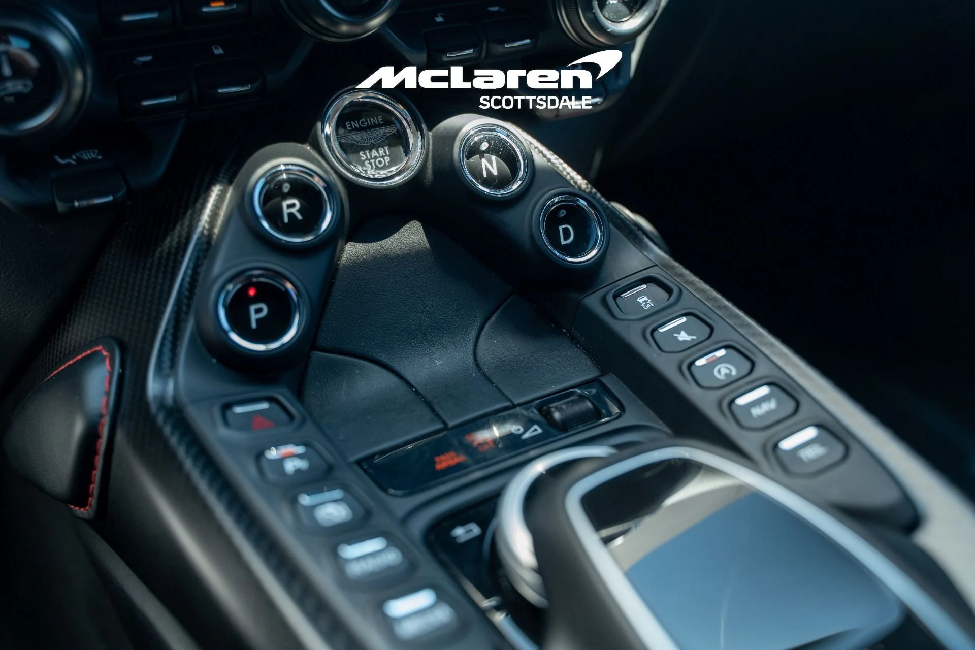 mph019_2937266215_Used_2019_ASTON_MARTIN_VANTAGE_1784912877_c3ae734c3f