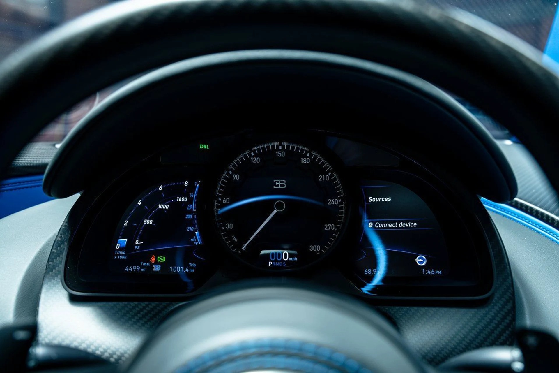 mph019_2941528348_42b665fa743ea77ed5a67369f4f07672x_4a404678fc