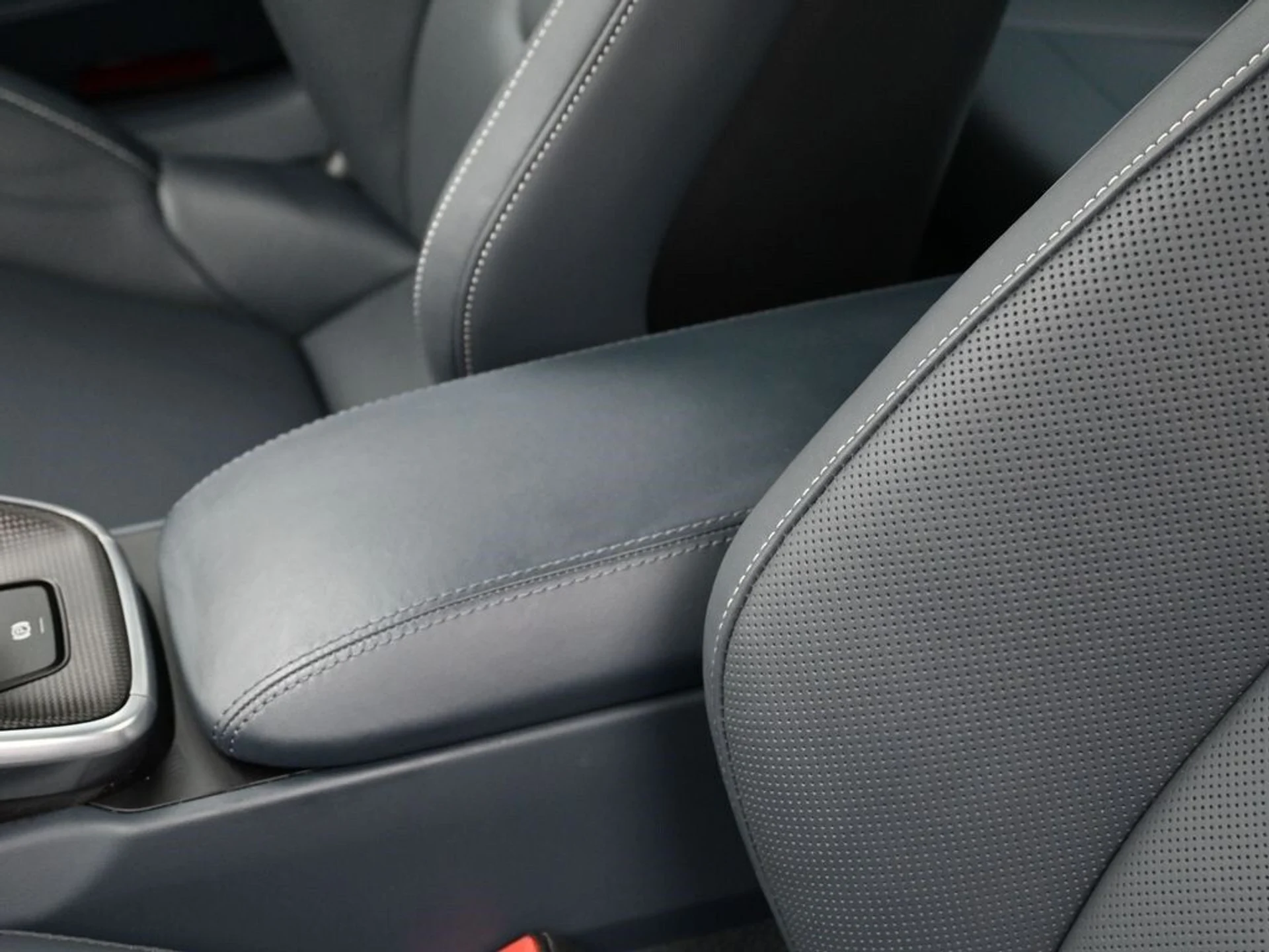 mph019_294285837_300f63946a47a1129d9fab1ef9365fc2x_33dbe1a59a