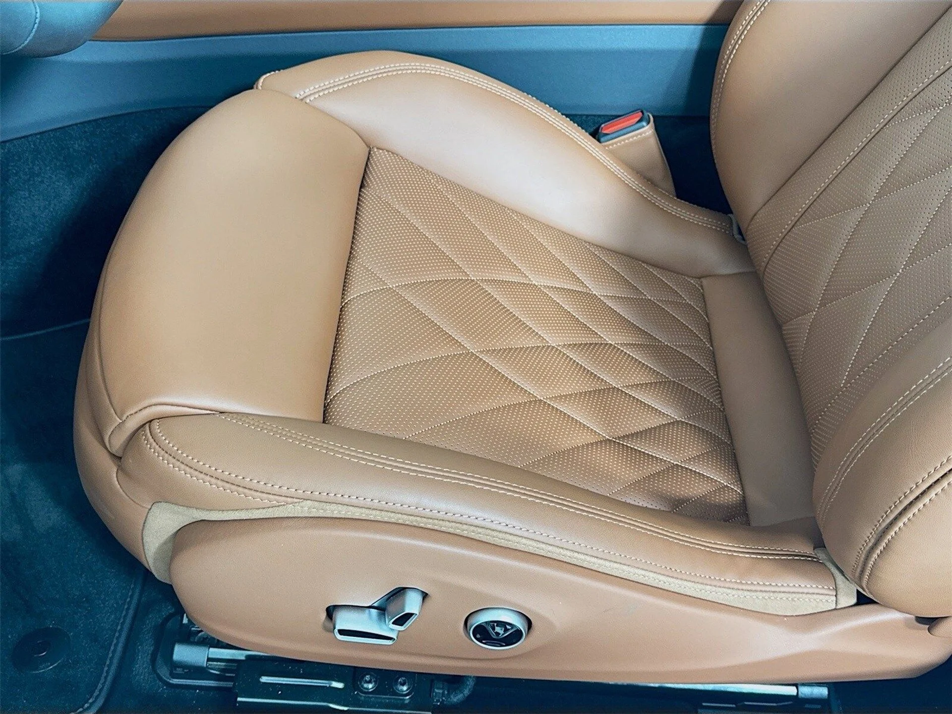 mph019_2948273334_c9887403125cee94714d19170bc720f0x_6b7a10b23b