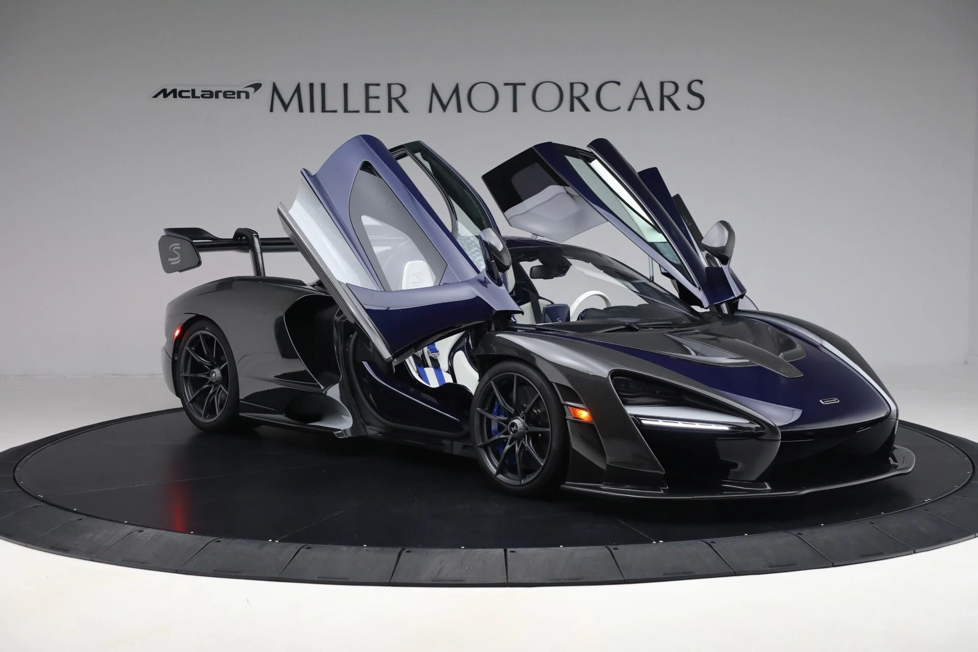 mph019_2951817869_Used_2019_Mc_Laren_Senna_53b316d948