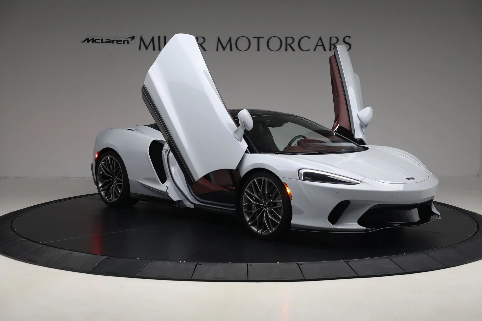 mph019_2954506072_Used_2023_Mc_Laren_GT_Luxe_aed2b8dcd3