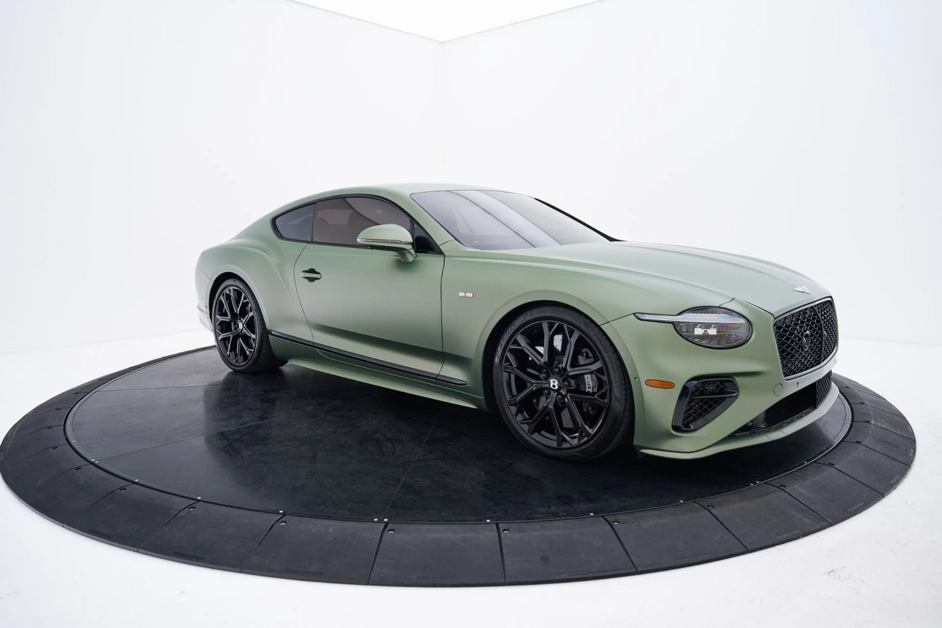 mph019_2958718913_Used_2025_Bentley_Continental_GT_Speed_1793210699_22e32b3b9f