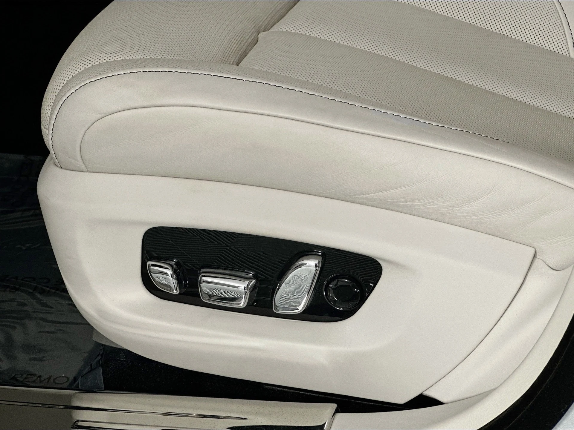 mph019_2971069469_20_738b8110e6