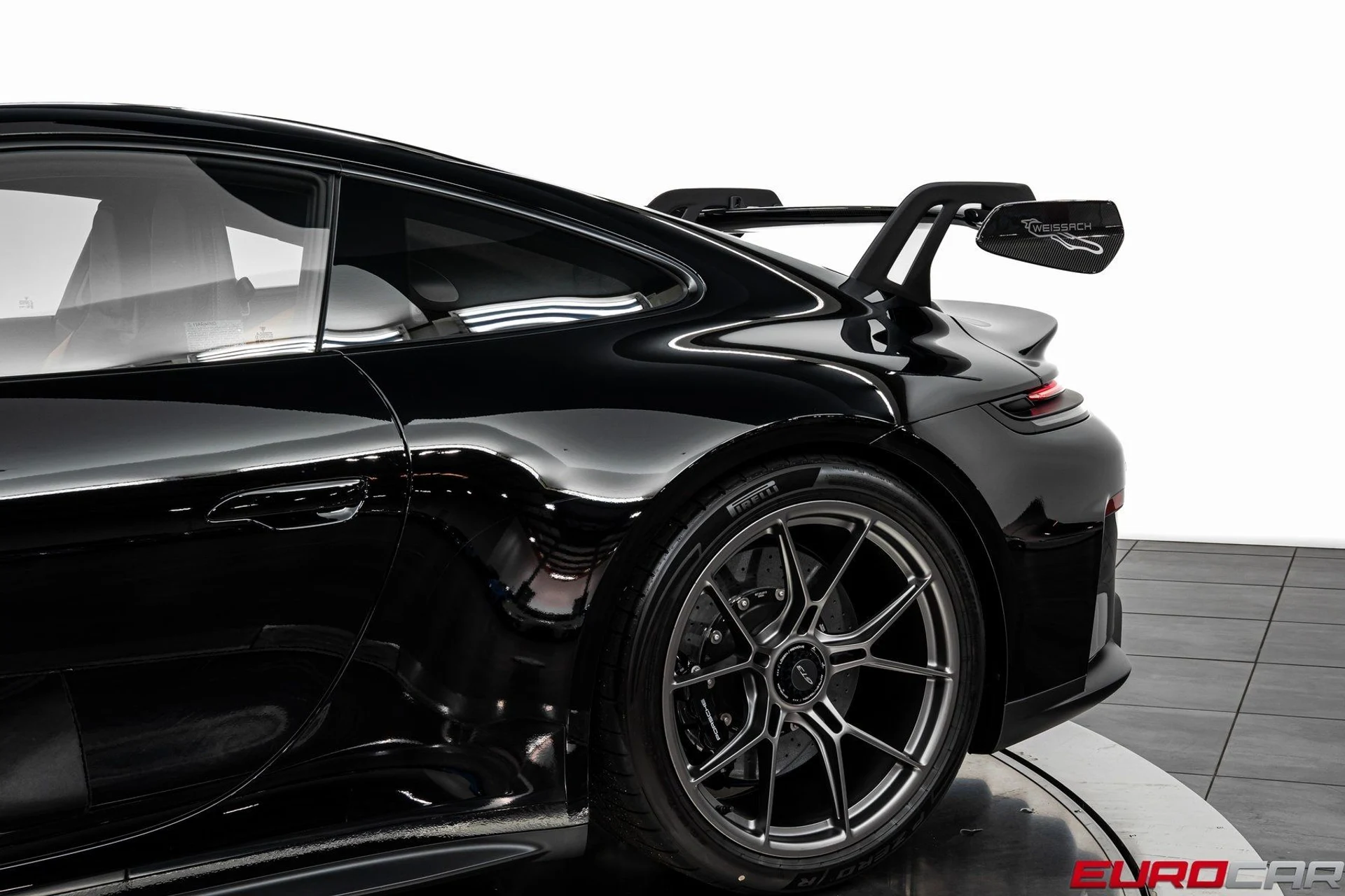 mph019_2978564830_image_20_3791f56bff