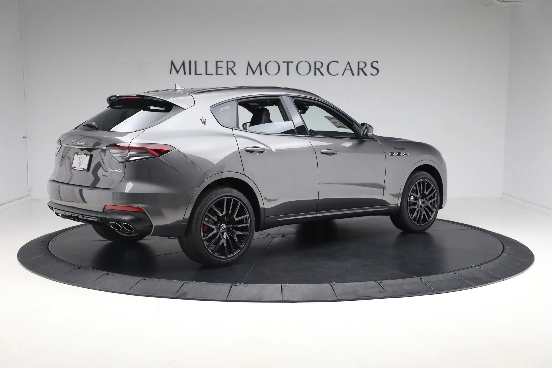 mph019_2980099731_New_2024_Maserati_Levante_Modena_Ultima_248f2dc4d6