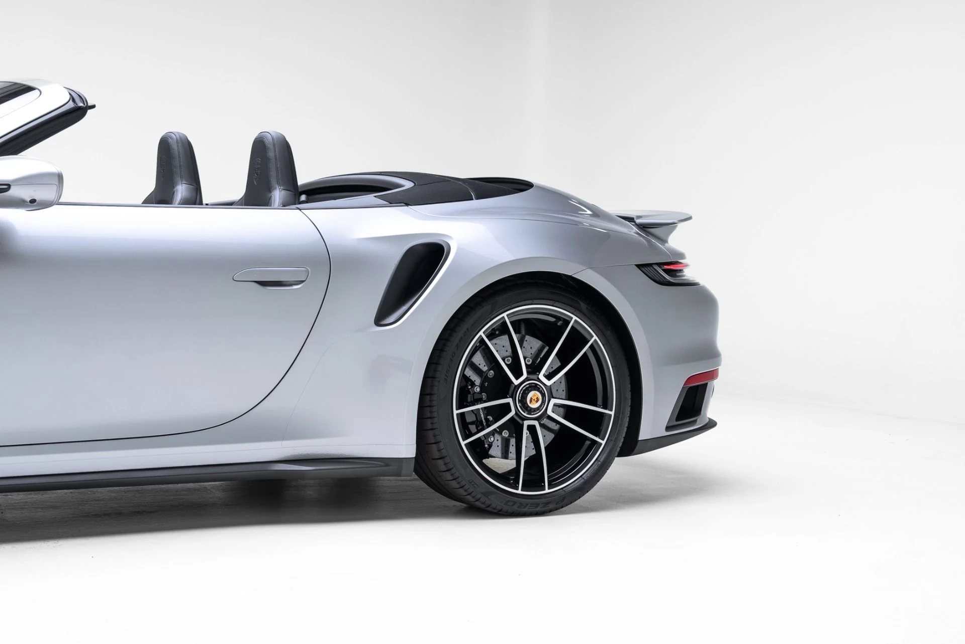 mph019_2980720525_Used_2025_Porsche_911_Turbo_S_1772494220_160c08a9f6