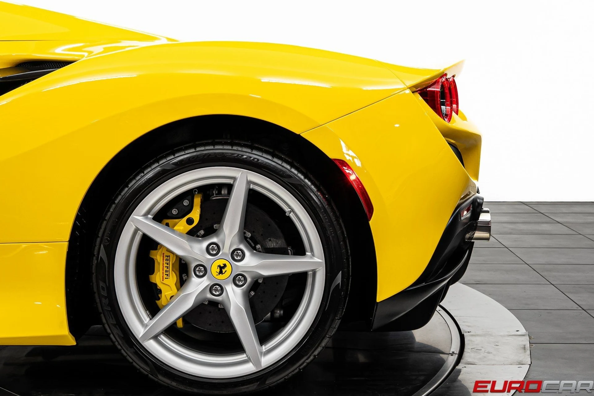 mph019_298232878_image_20_cab54cf9a3