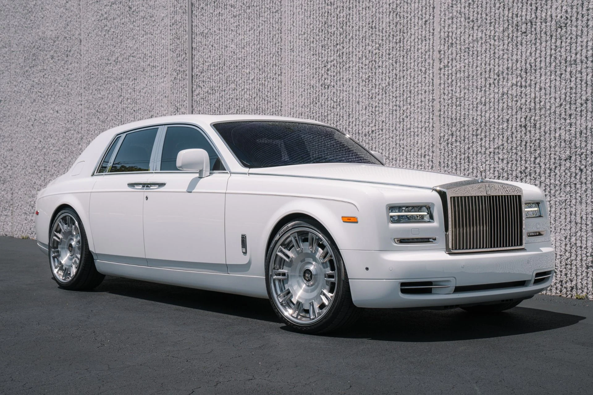 mph019_2990769598_Used_2015_Rolls_Royce_Phantom_454_K_MSRP_11mo_CPO_Remaining_Immaculate_Example_1747783519_70523a9ab1