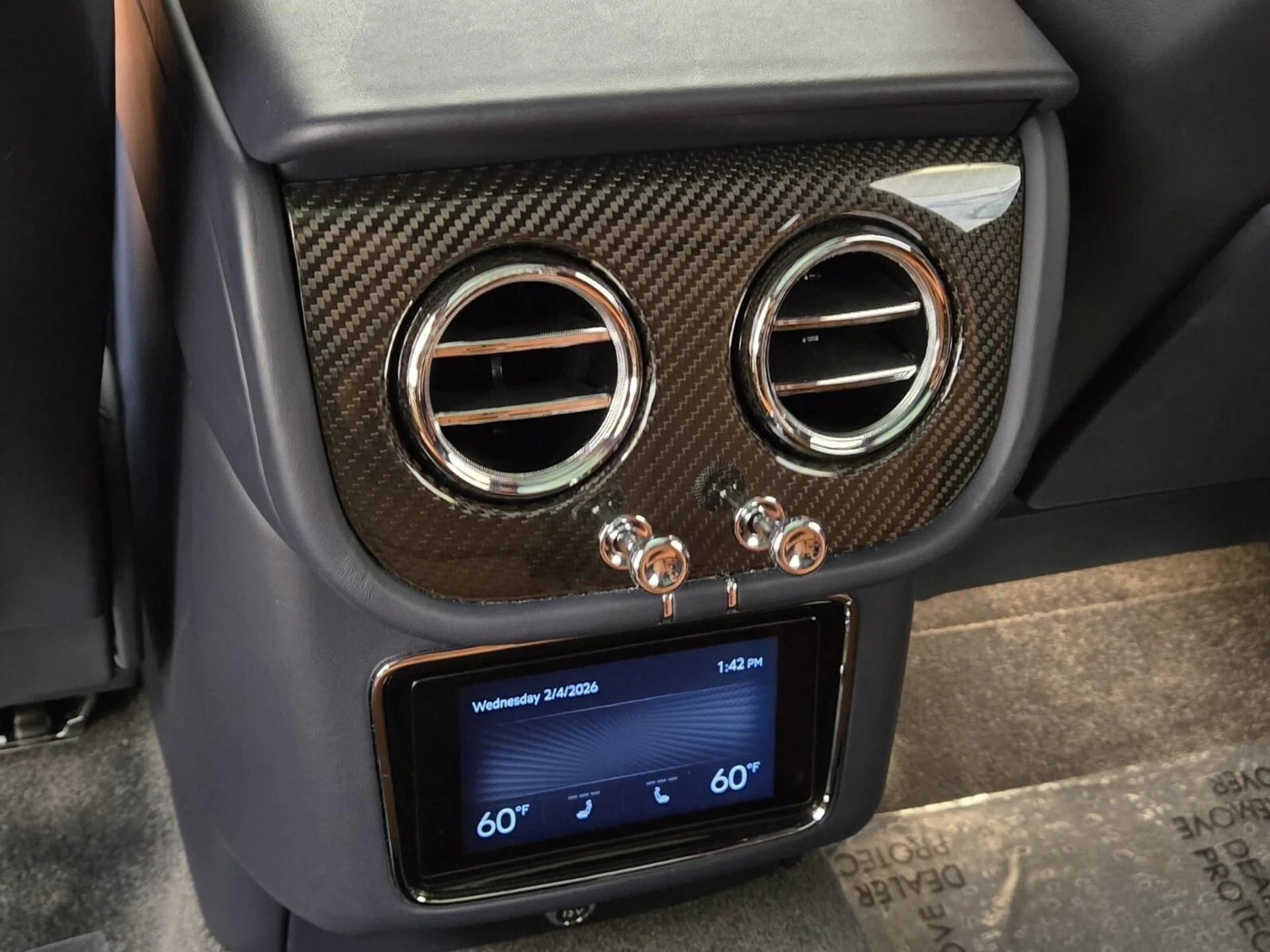 mph019_3000703150_Used_2022_Bentley_Bentayga_V8_1770273844_bd0ed5a3e9