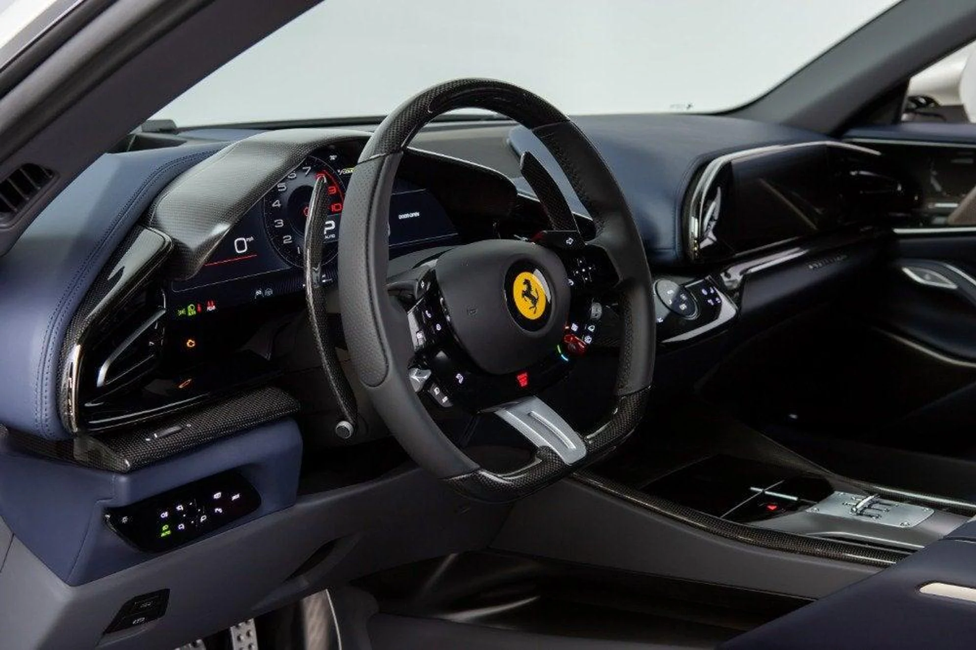 mph019_3002101826_Used_2023_Ferrari_Purosangue_1787233432_3ab28e1b31