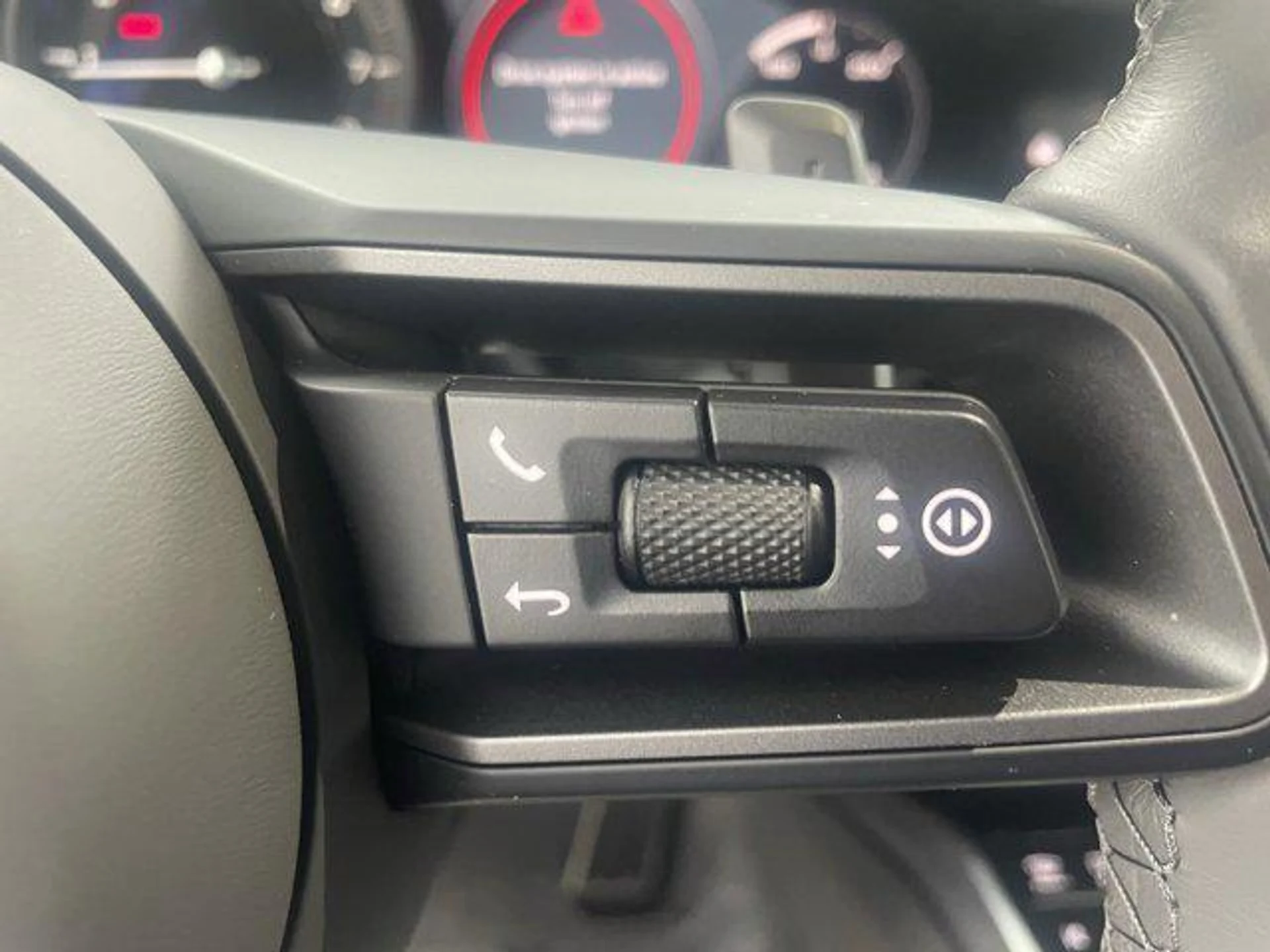 mph019_3013786877_Ged3ke1_Lo_RG_Xg_P_Upy7y6n_Cj_I_Or_Y_5ac57b45c3