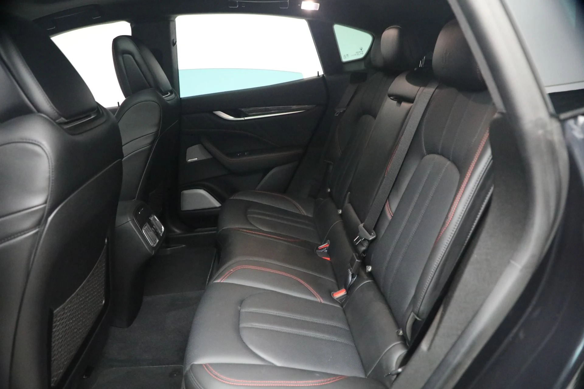 mph019_3022906336_Used_2023_Maserati_Levante_Modena_S_1779288060_5470d0ad38