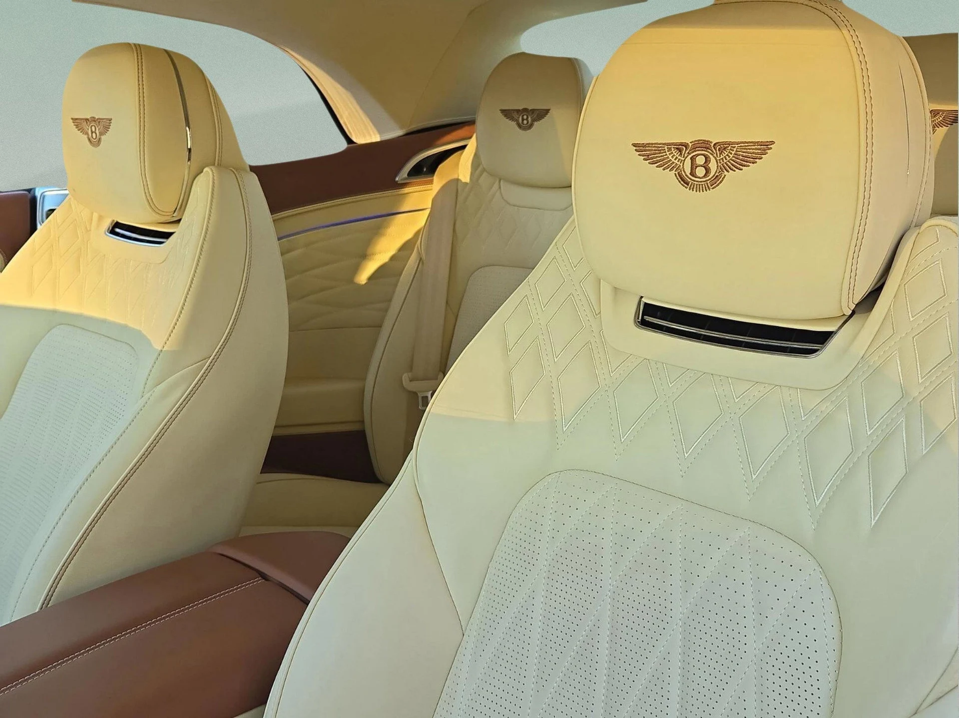 mph019_3040649046_25d903cc0b25b2b29f15dfb901cba11ex_a7c020b95a