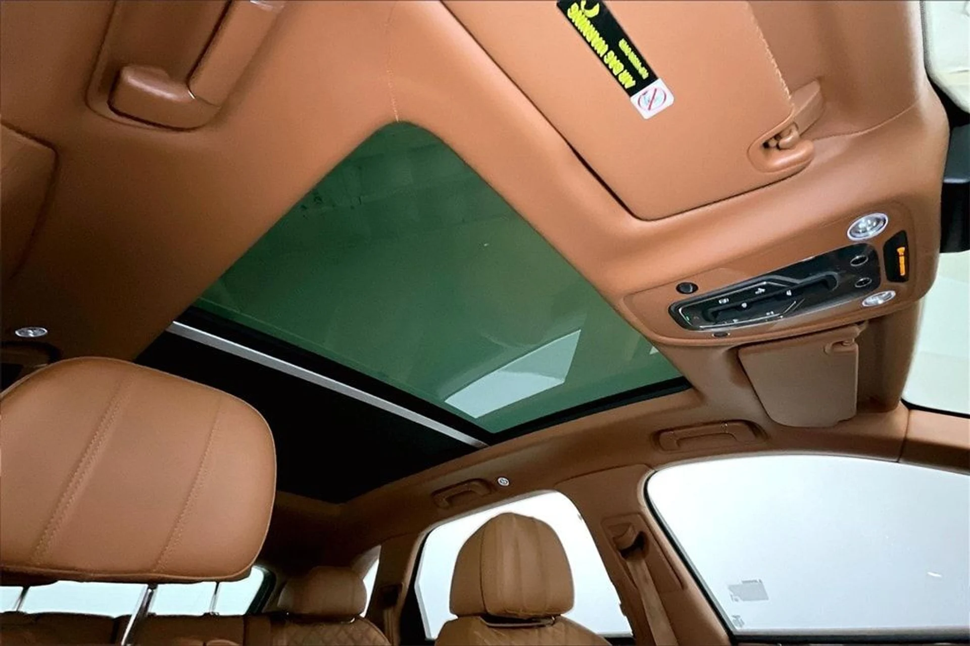 mph019_3042104966_2ef20b7464c3c3598cba1b2e2c710ac2x_1356ff4332