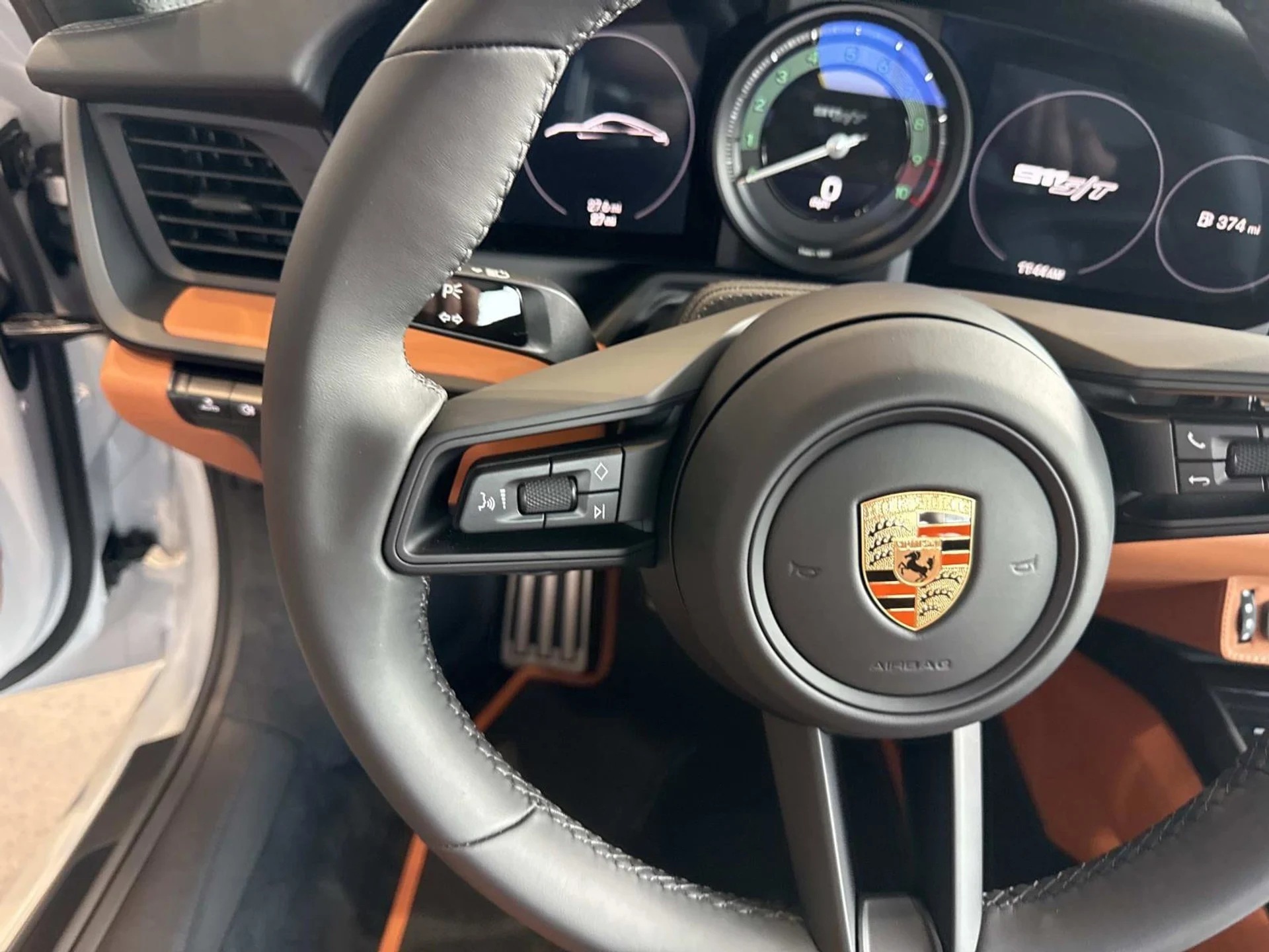 mph019_3045491445_f46d1624fdf4eef9bc921bb821224049x_1f1209e4b4