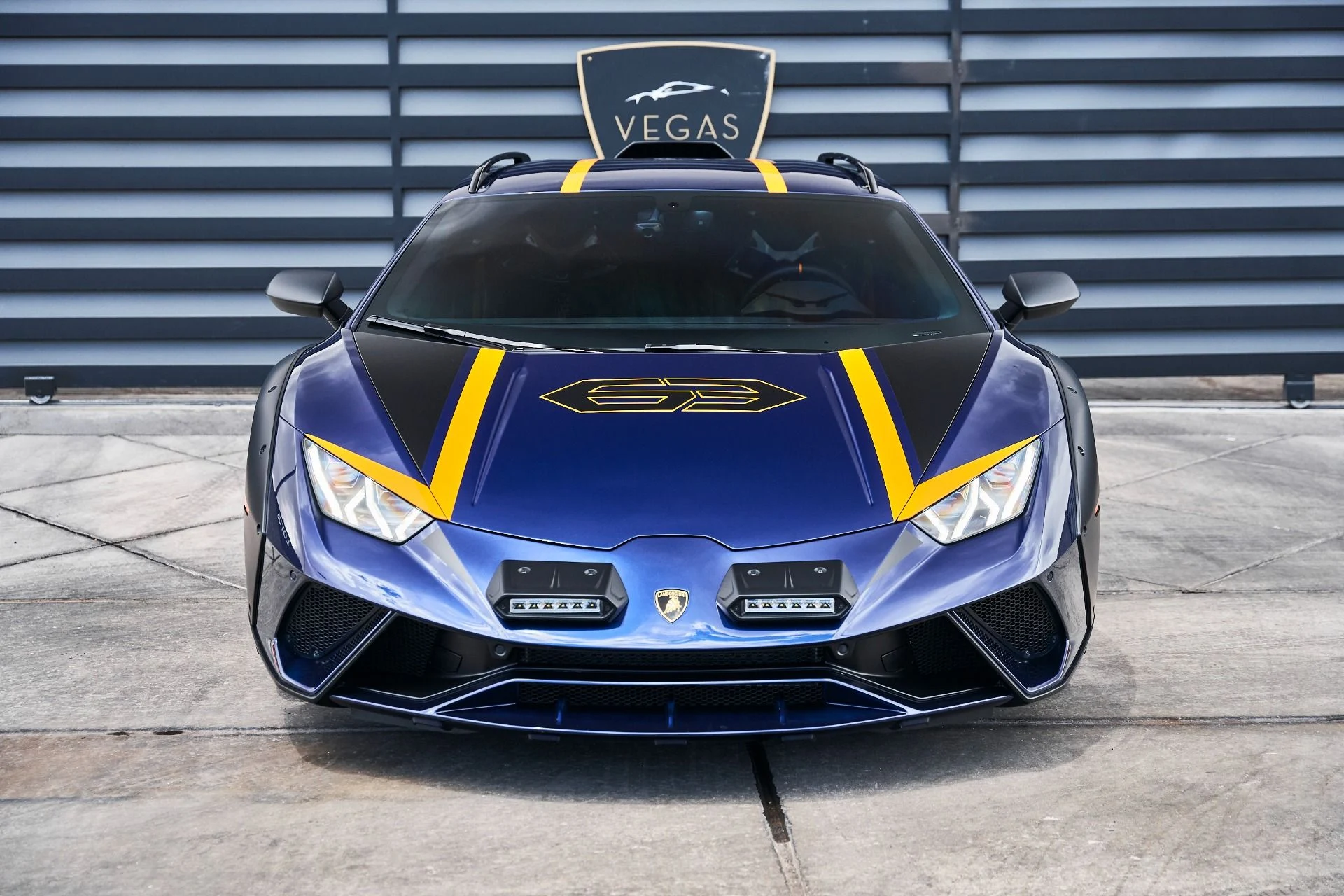 mph019_3050414867_Used_2023_Lamborghini_Huracan_Sterrato_Base_1780101723_0e822a61cc