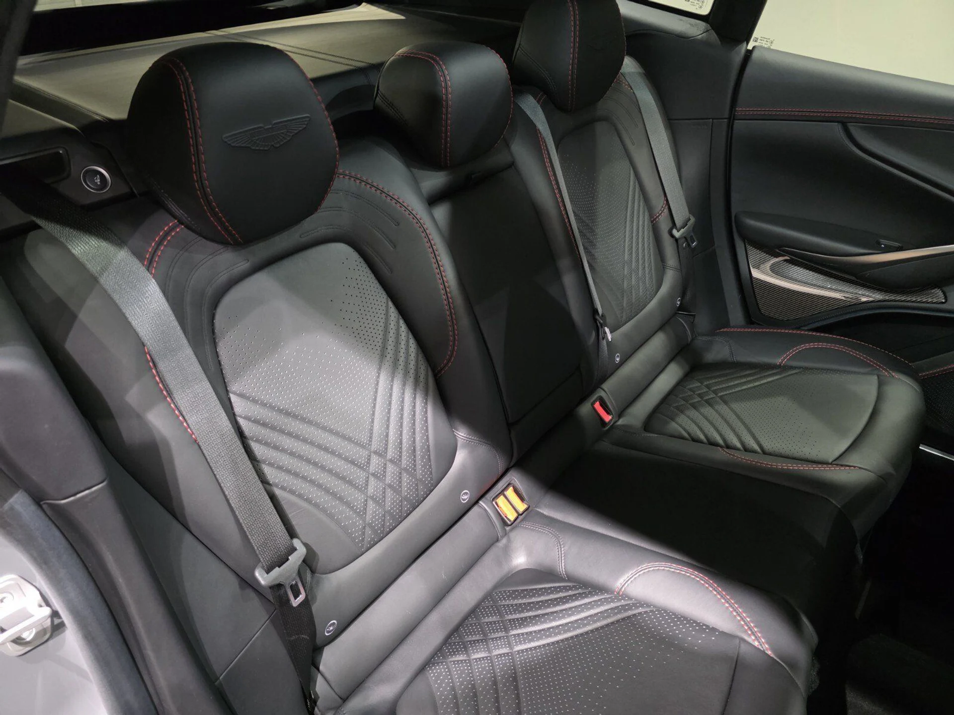 mph019_3050692113_88de7a94fe53869541c75eeedfe93245_60b32ee776