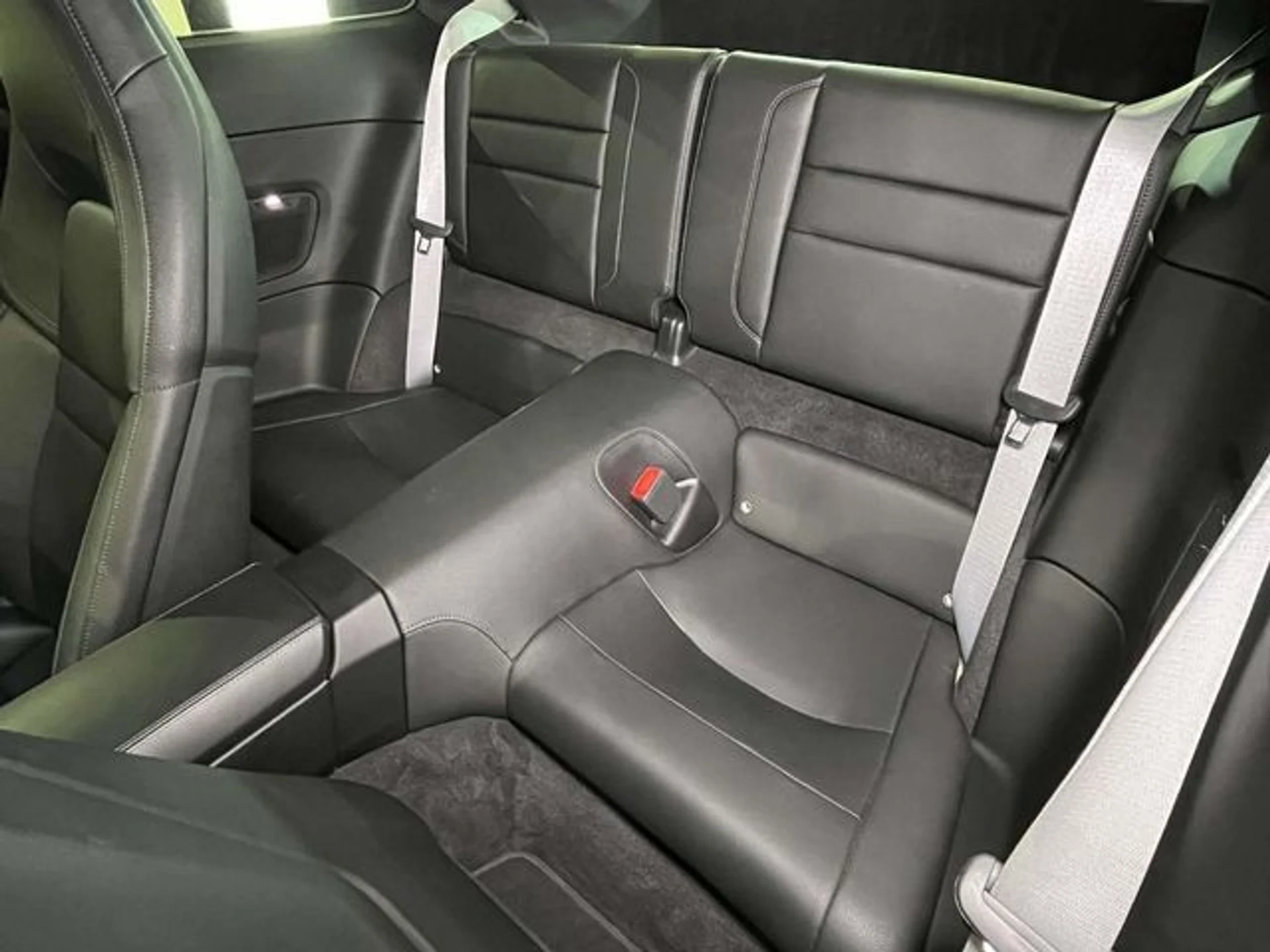 mph019_3052058010_26f99f37af27cba3345cc28ae4def708x_52483937e1