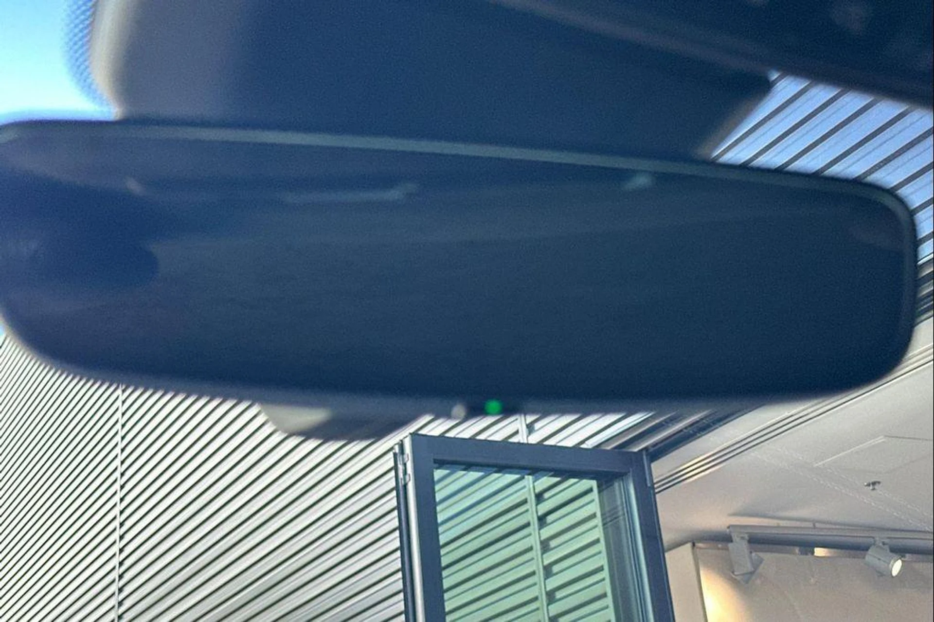 mph019_3055137213_nq_D7rx_X3_YV_3_Af_YS_7_Uc3u_Zlz2_VS_4_f1e21b5d06