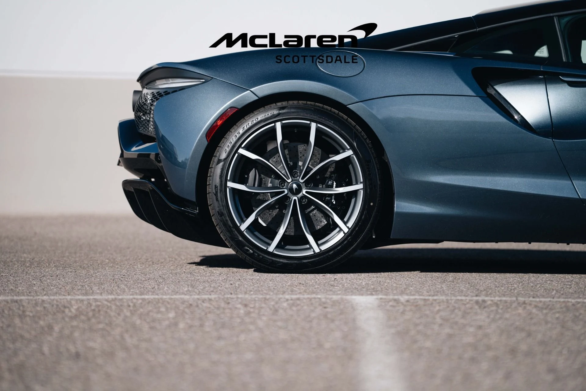 mph019_3058068405_Used_2023_MCLAREN_ARTURA_Tech_Lux_1732172355_ae51ebfc65