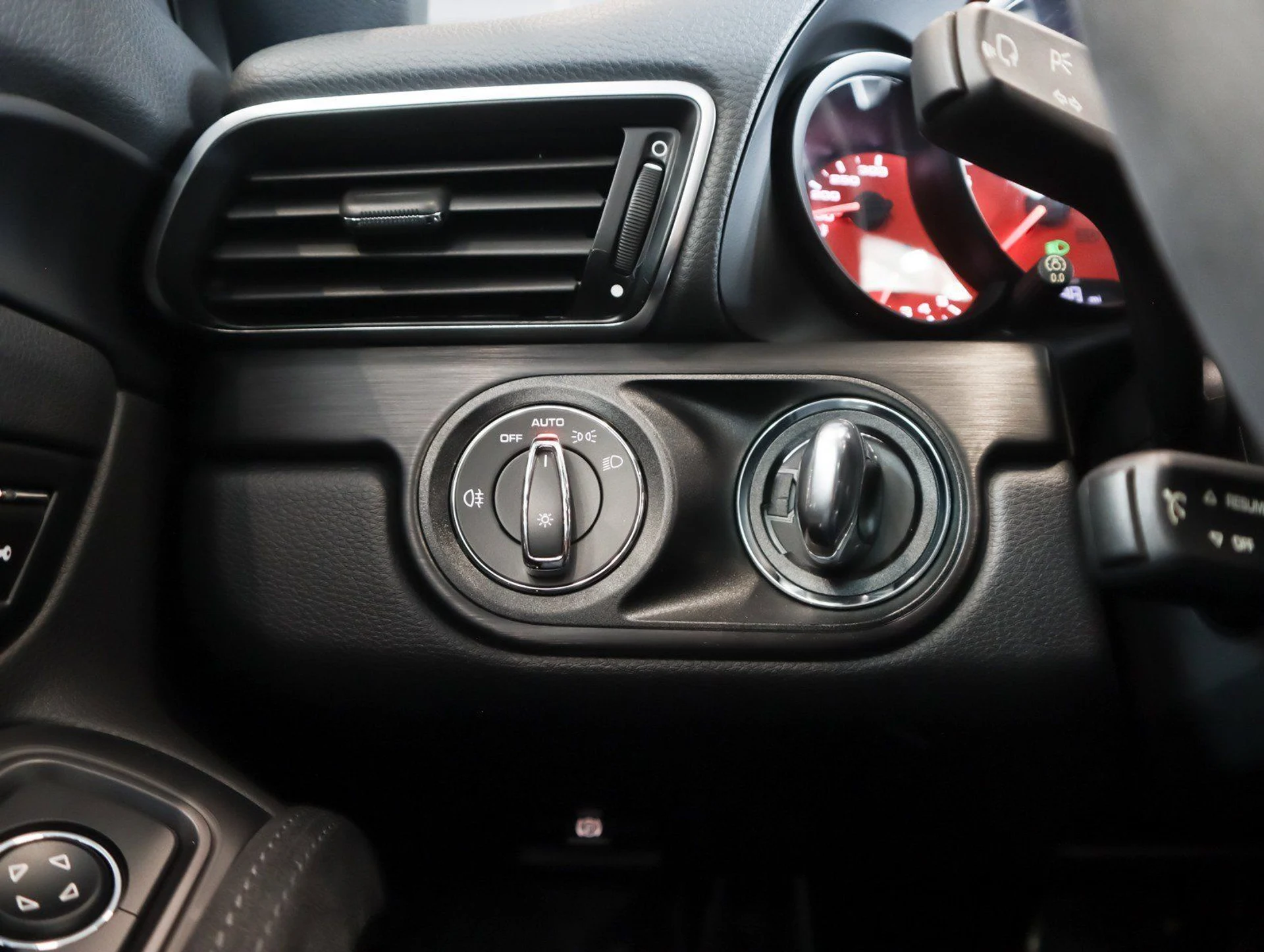 mph019_3058354678_dcd9c844da71ab43b70dc9b55ebfdd23_00c99a2856