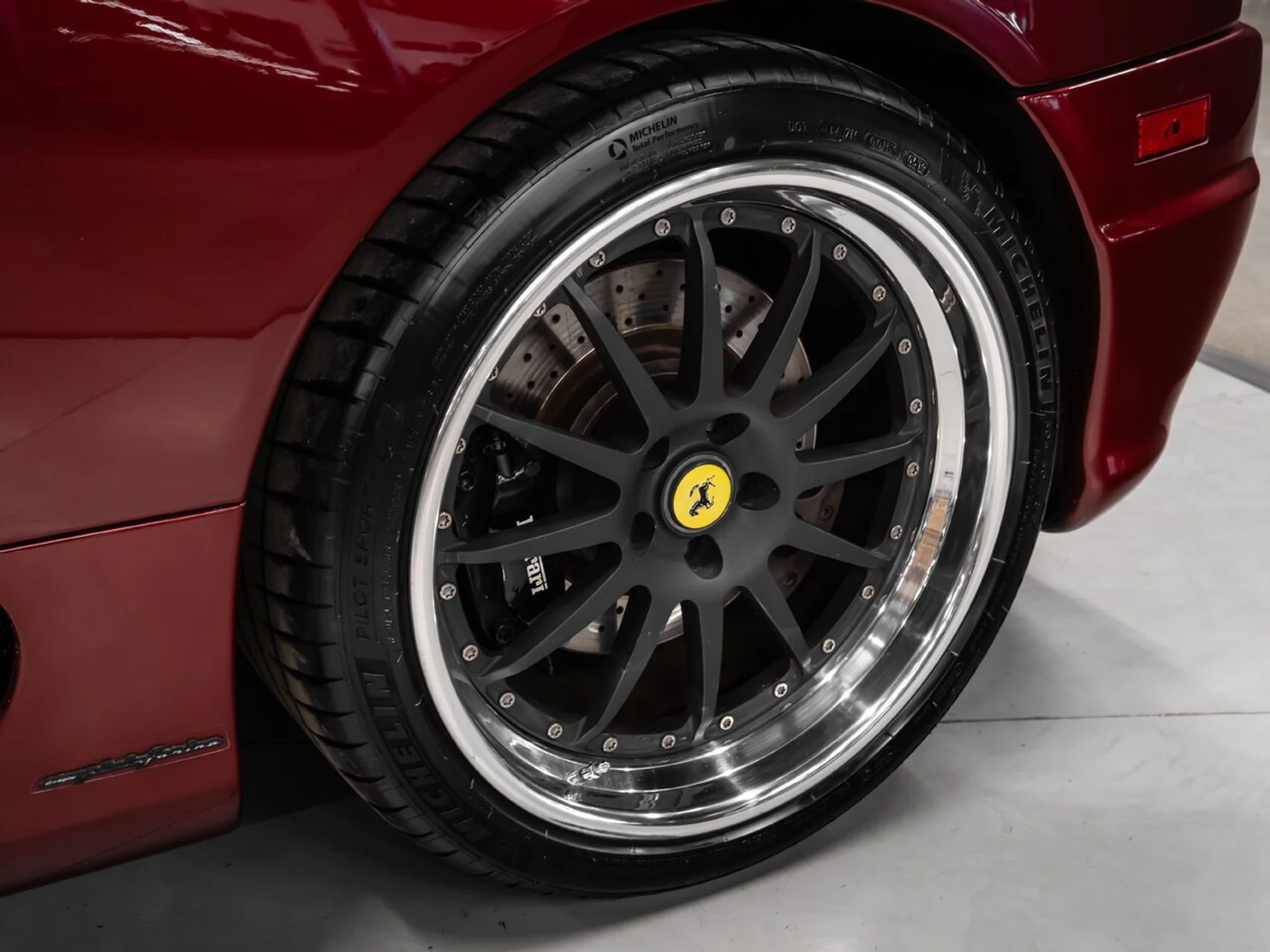 mph019_3060165885_ferrari_360_2004_312fb8ff2c