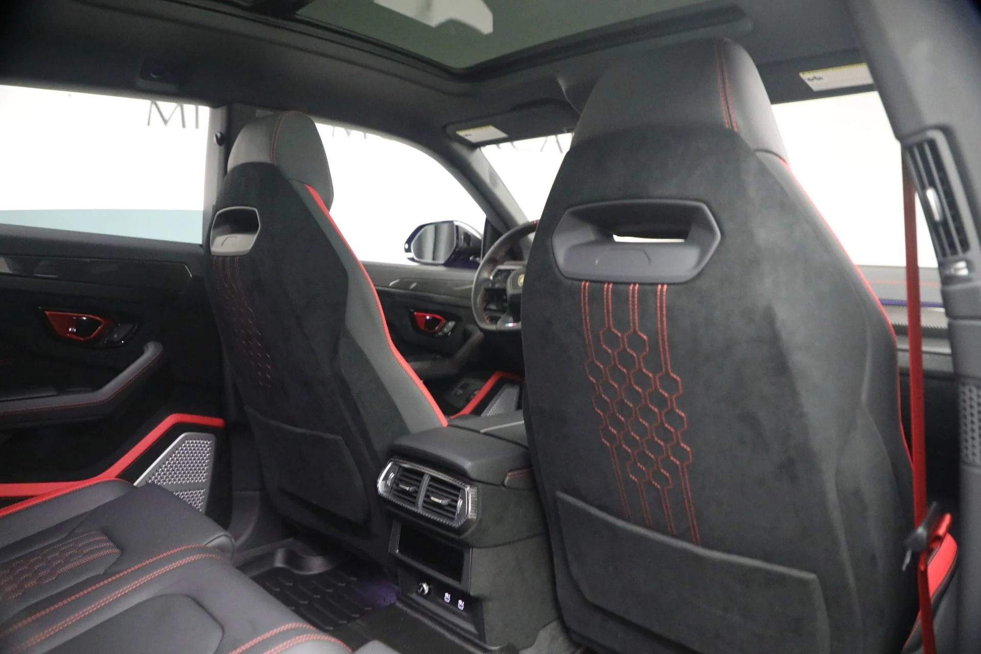 mph019_3064916919_Used_2024_Lamborghini_Urus_Performante_1770476069_d72a229a83