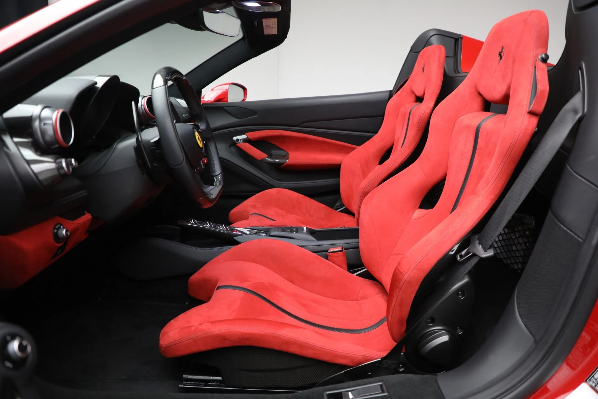 mph019_3067569415_Used_2021_Ferrari_F8_Spider_6693c902bf