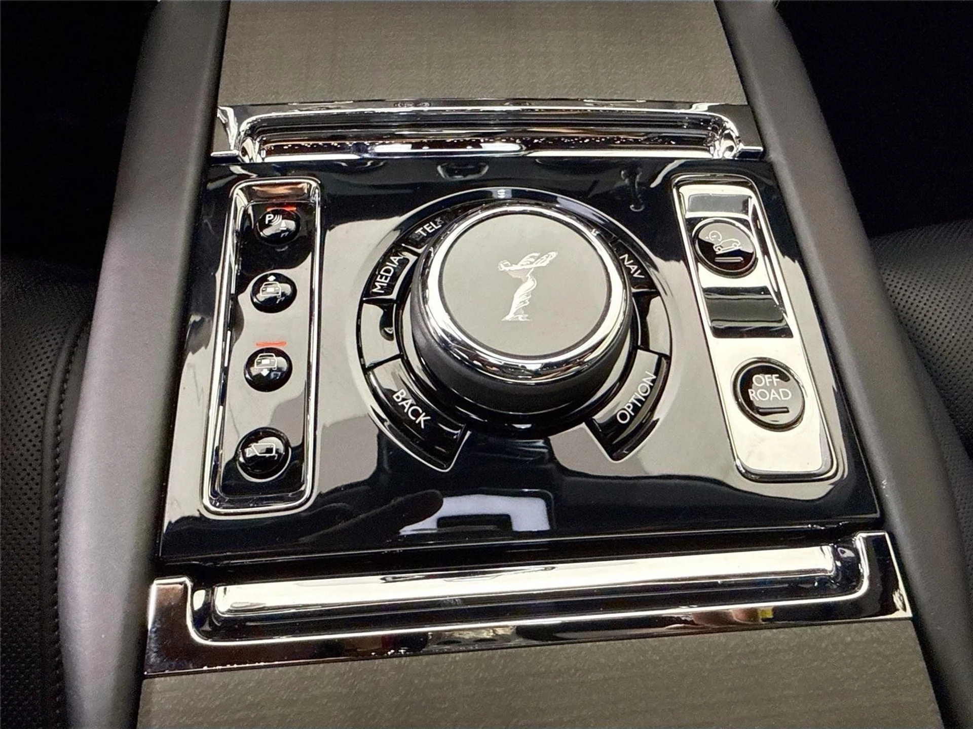 mph019_3071037006_43ae96b2fe1325f7431f7f808c32e01d_be369ff9eb