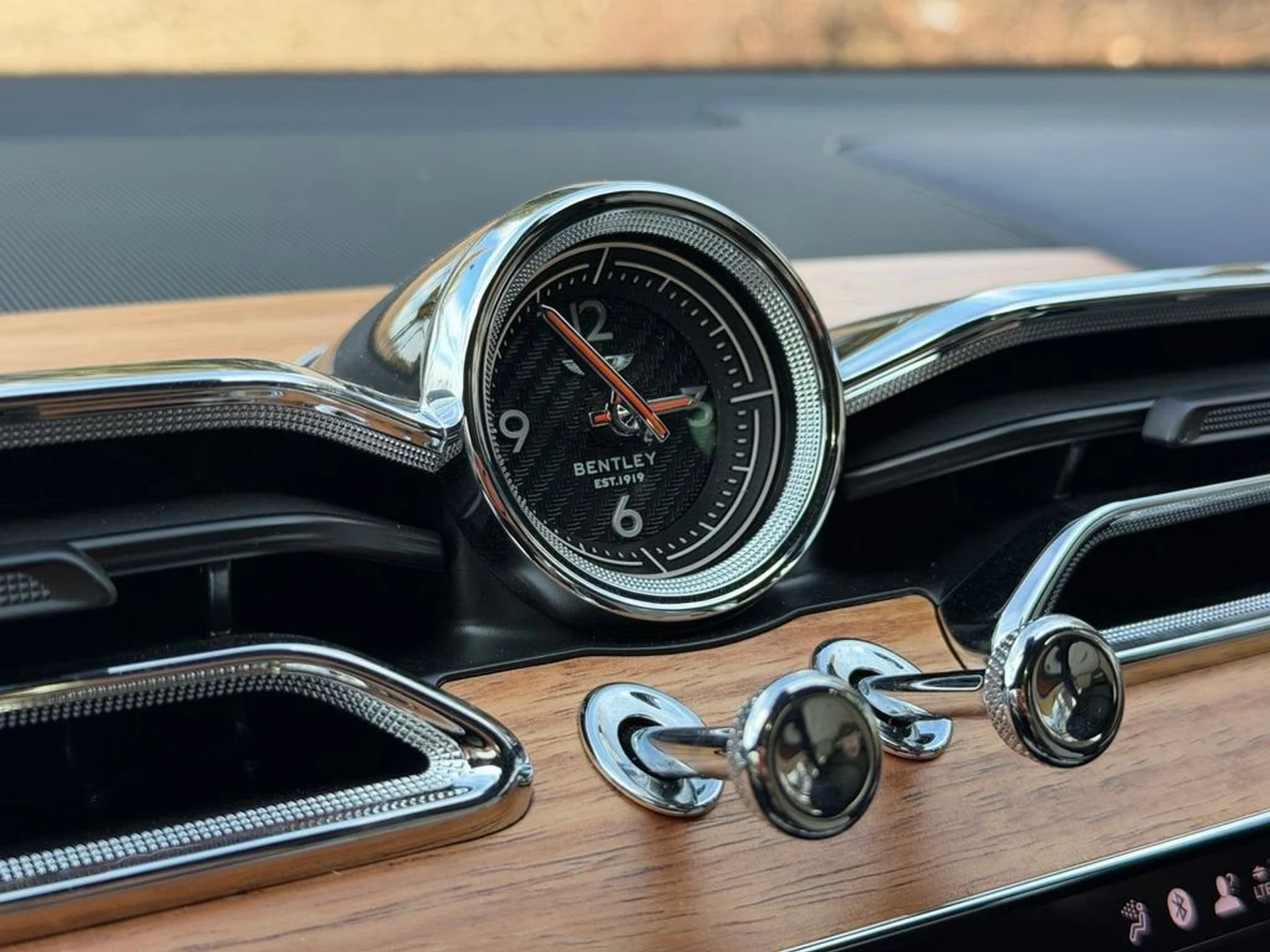 mph019_3084298564_c46234e828734787b26a1200fc34d3ca_5c7232947d