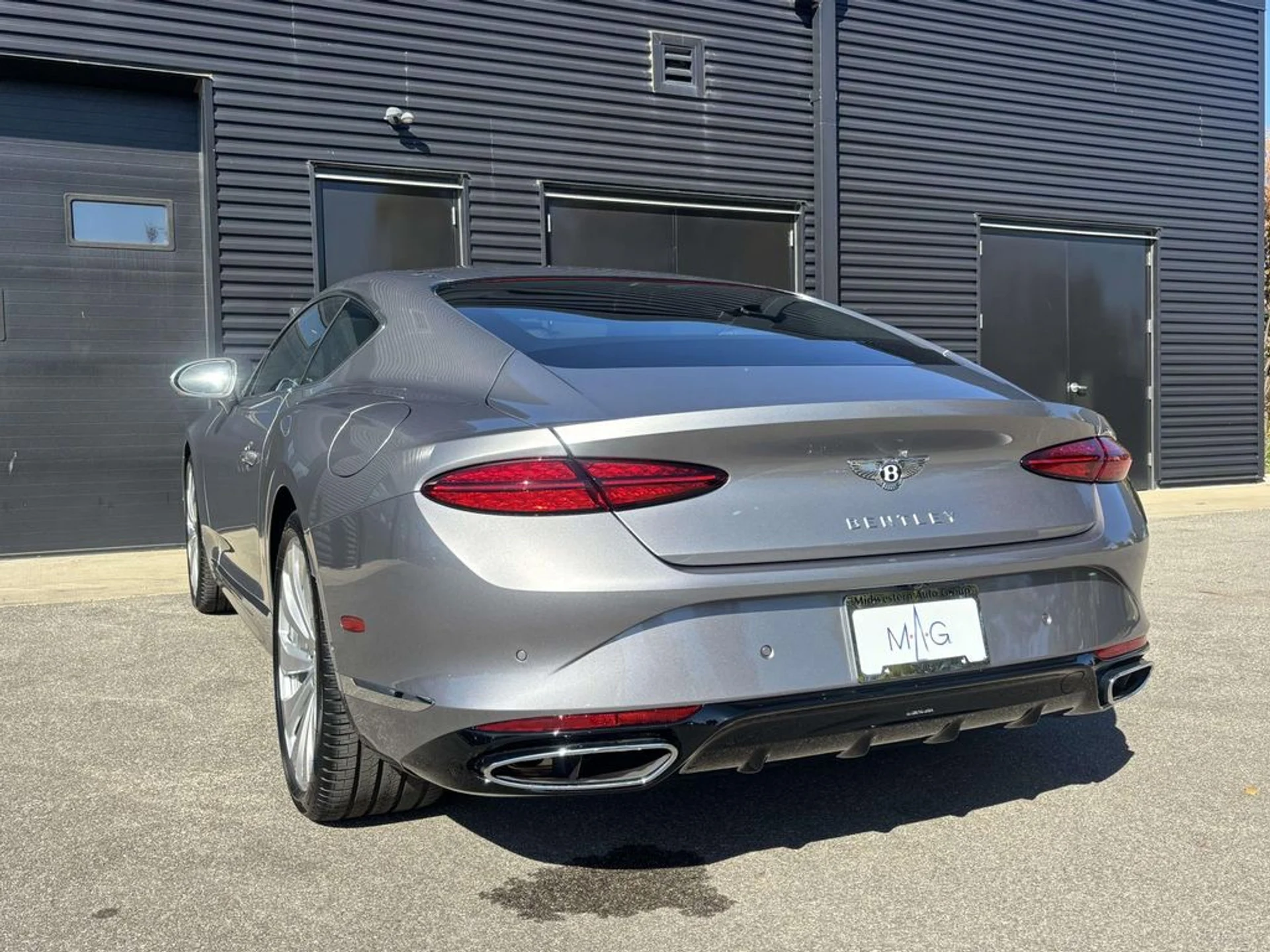 mph019_3085469822_324bd849de90a44792b5432a464148d2x_a6c41e564a