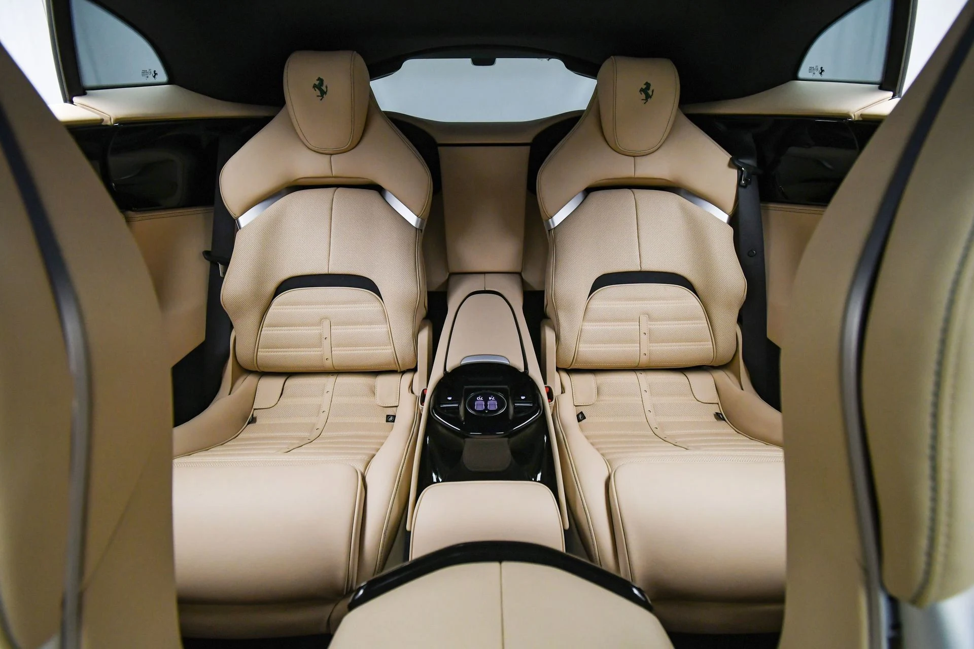 mph019_3088569844_aa122df961f14e6e970a5293b6567be4_e26b84413f