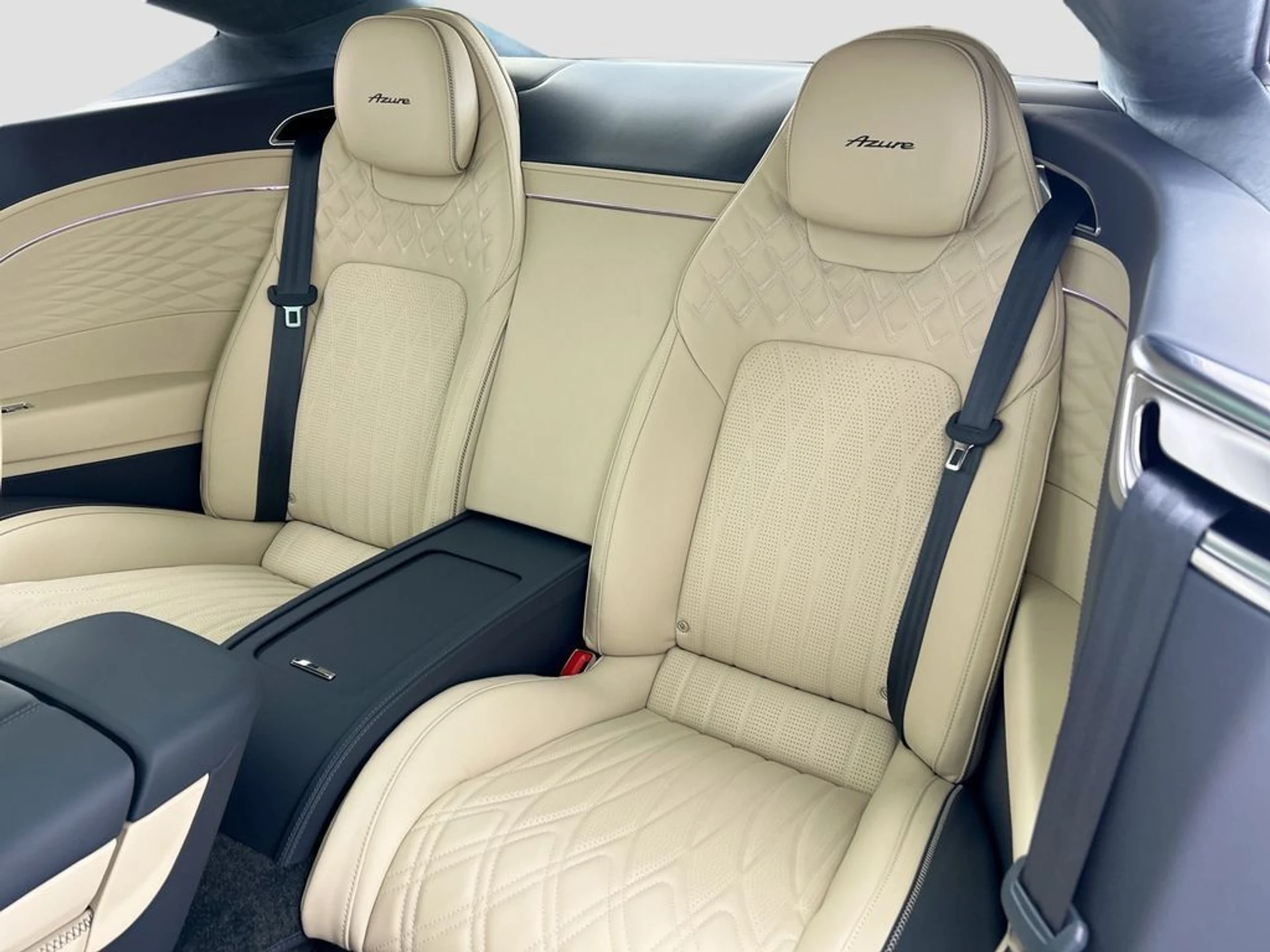 mph019_3103364536_new_2026_bentley_continental_gt_azure_8119_22995389_20_1024_f559725f9e