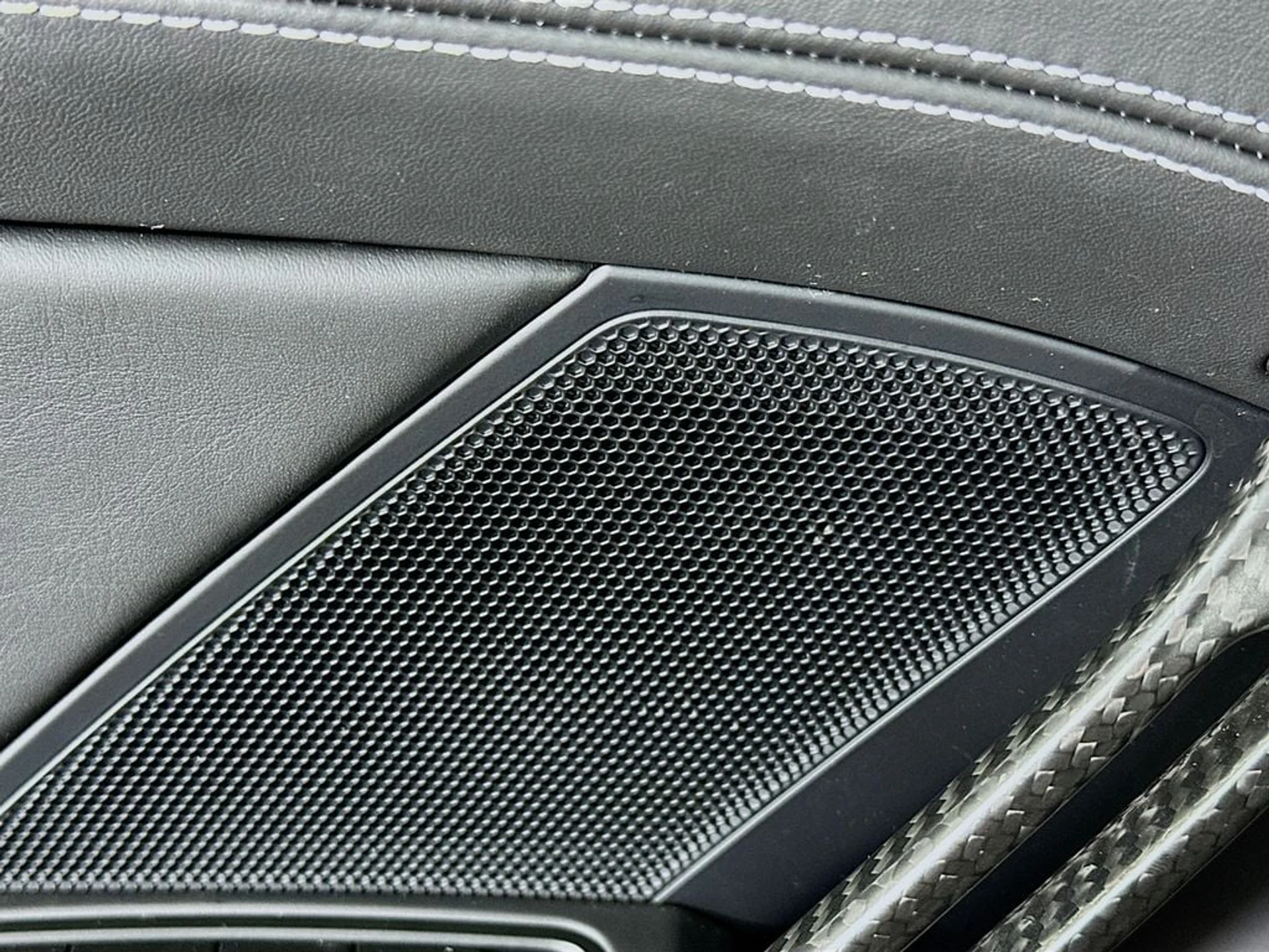 mph019_3109637582_5047e6b1b1538e9a3ad370527d3ba1acx_8c9e8bc7e0