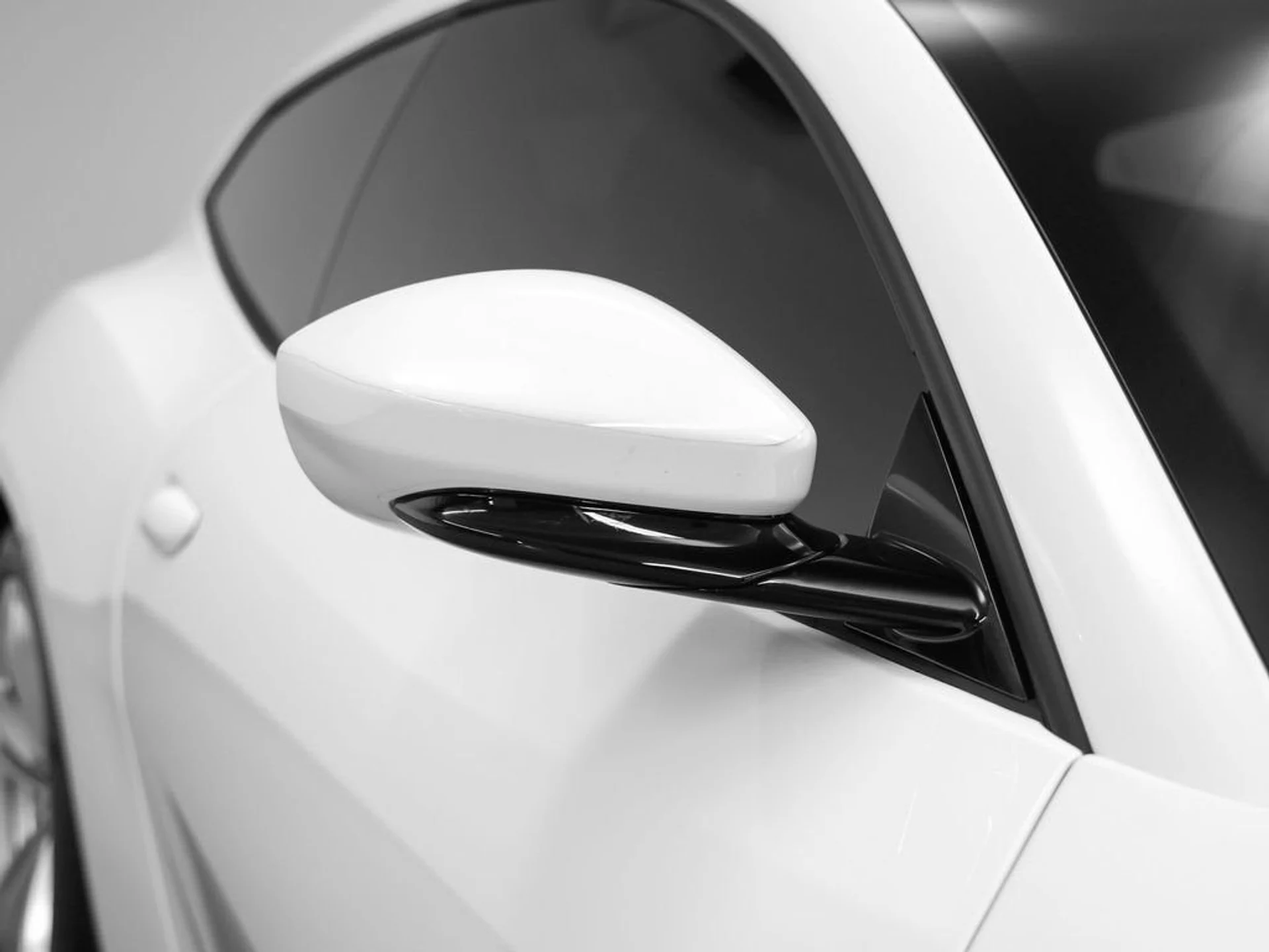 mph019_311104011_20_5efd748e35